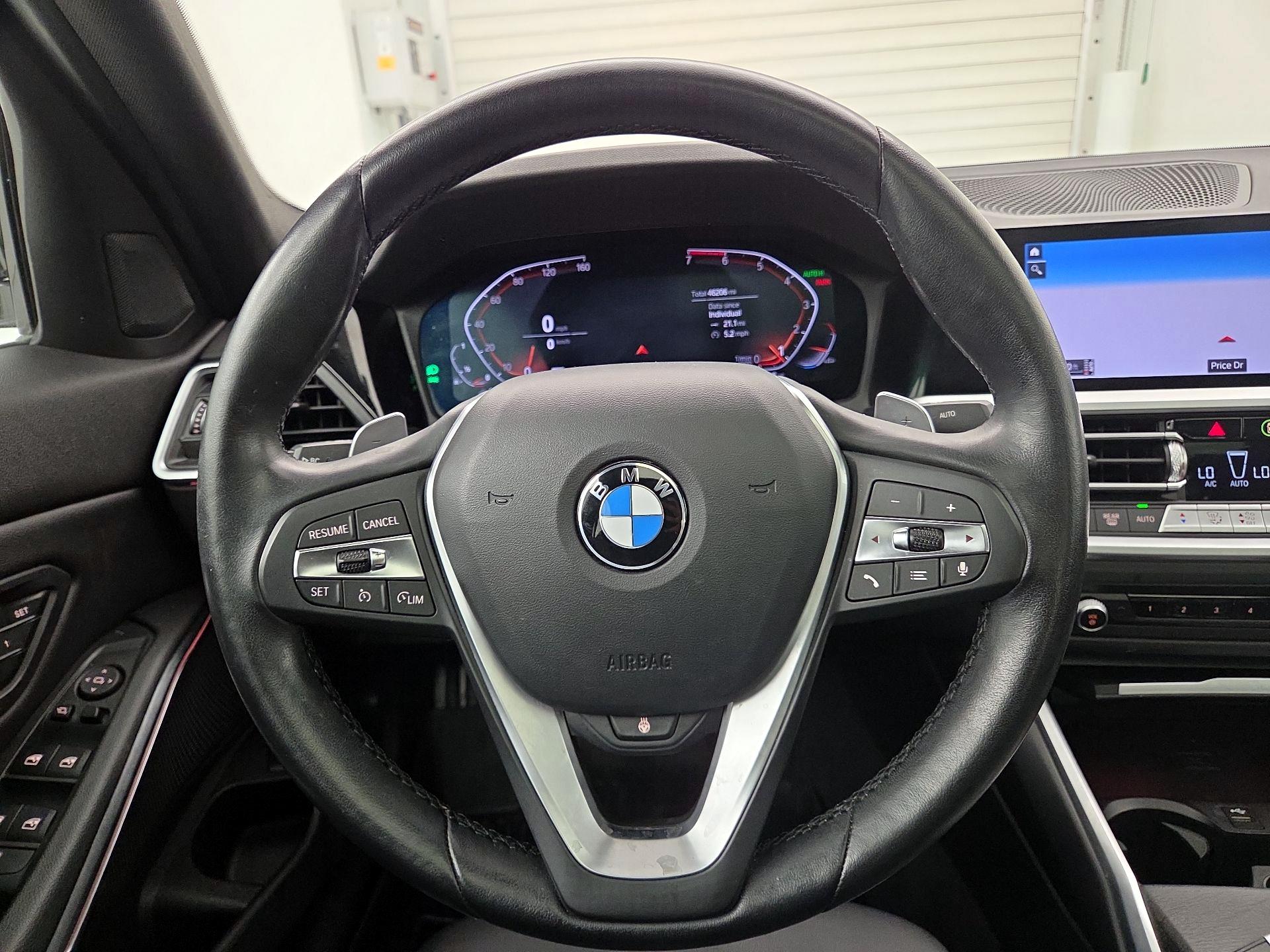 Thumbnail: 2022 BMW 3 Series - 10