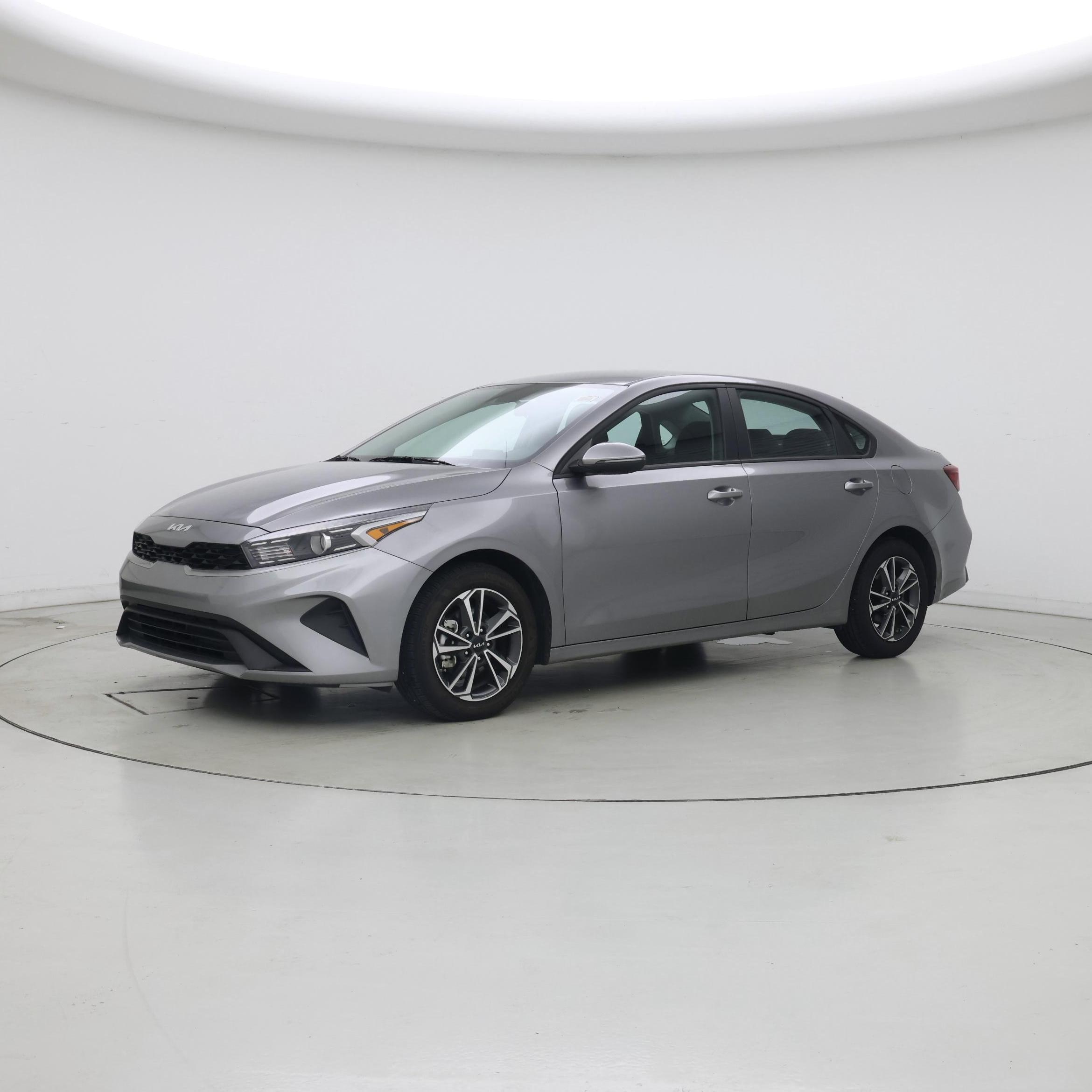 Thumbnail: 2024 Kia Forte - 5