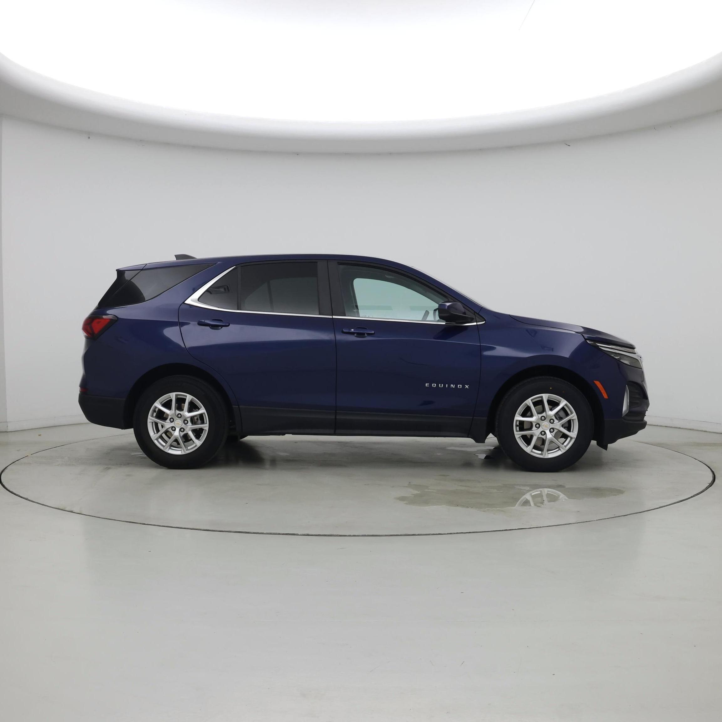 Thumbnail: 2022 Chevrolet Equinox - 7