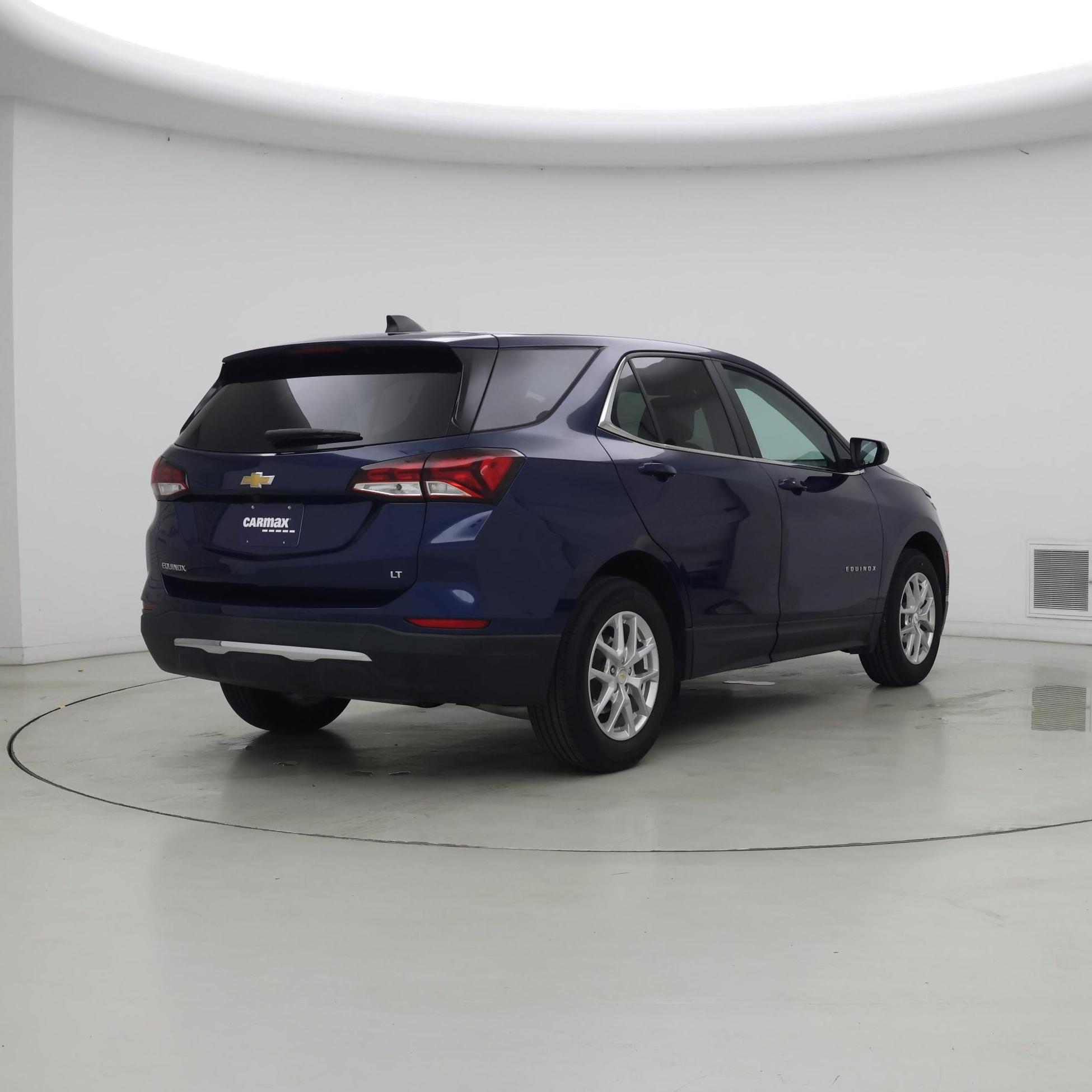 Thumbnail: 2022 Chevrolet Equinox - 8