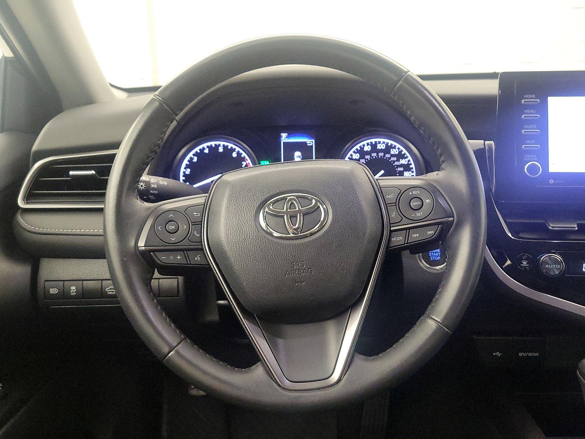 Thumbnail: 2024 Toyota Camry - 10