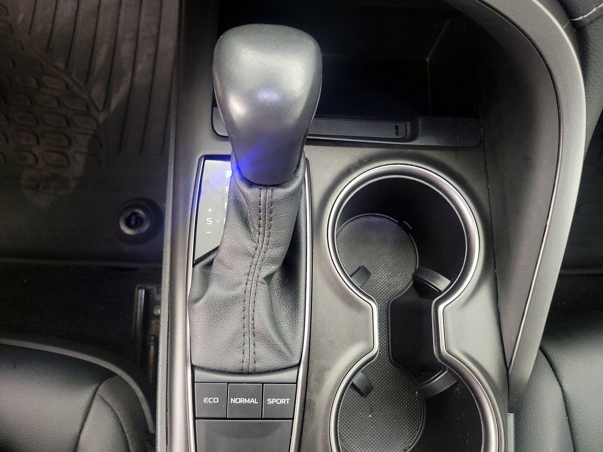 Thumbnail: 2024 Toyota Camry - 17
