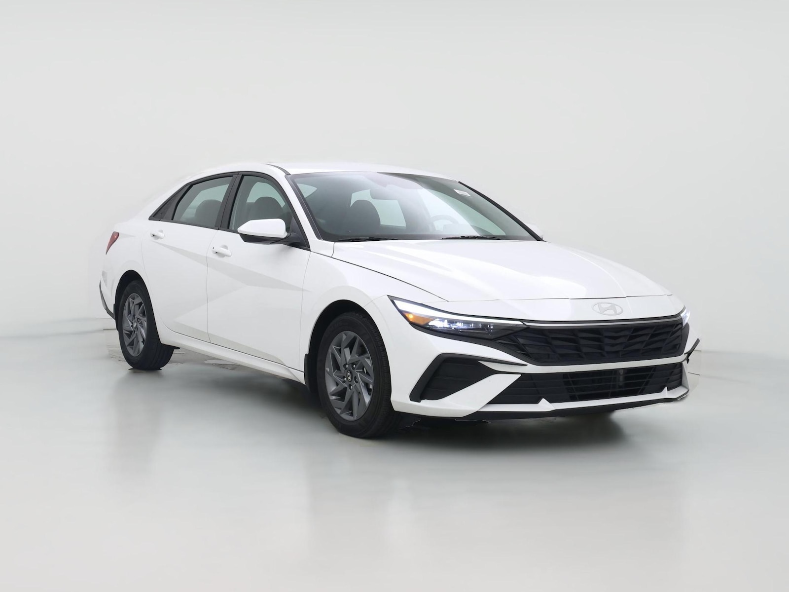 2025 Hyundai Elantra Hybrid