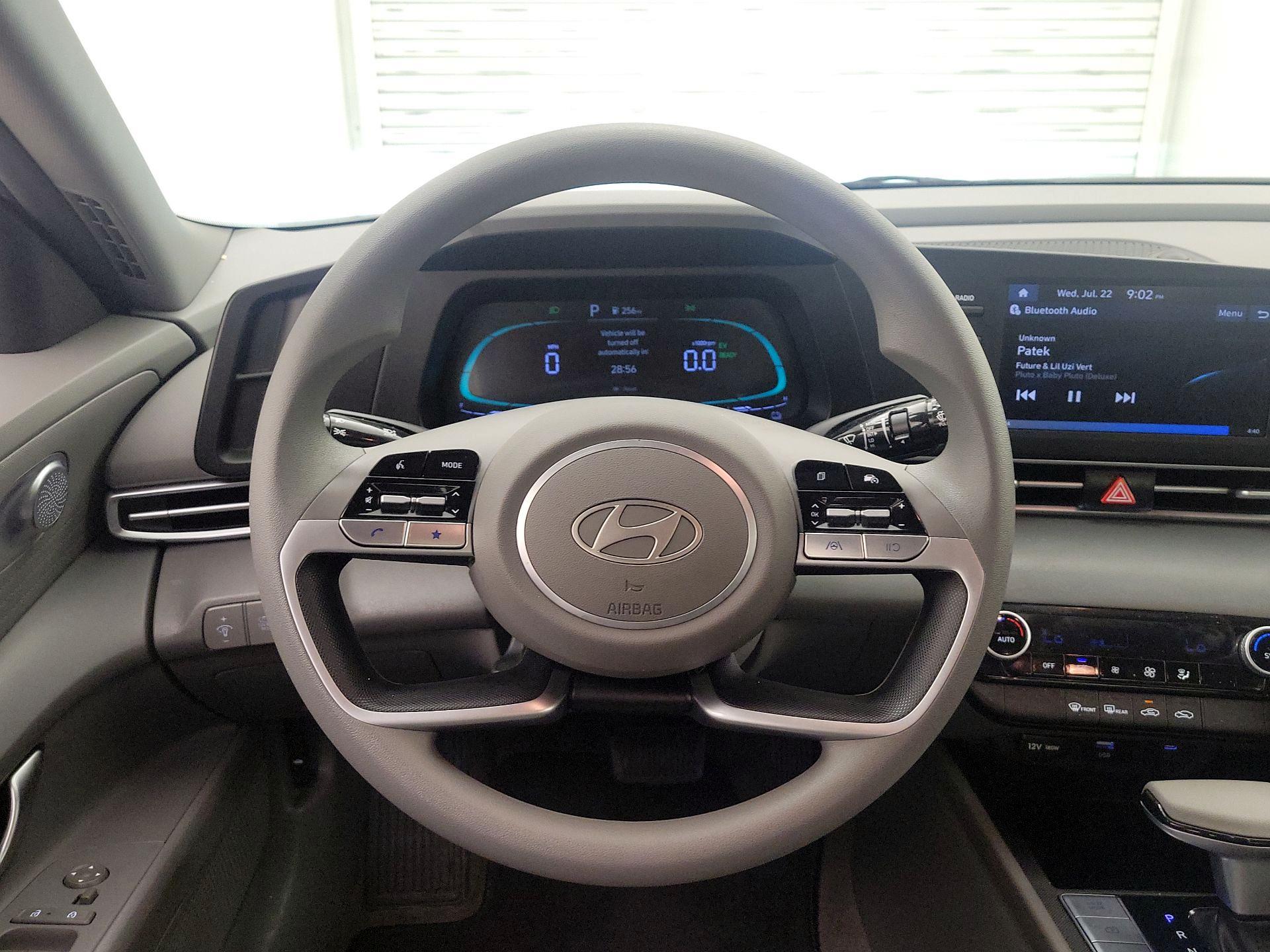 Thumbnail: 2025 Hyundai Elantra - 10