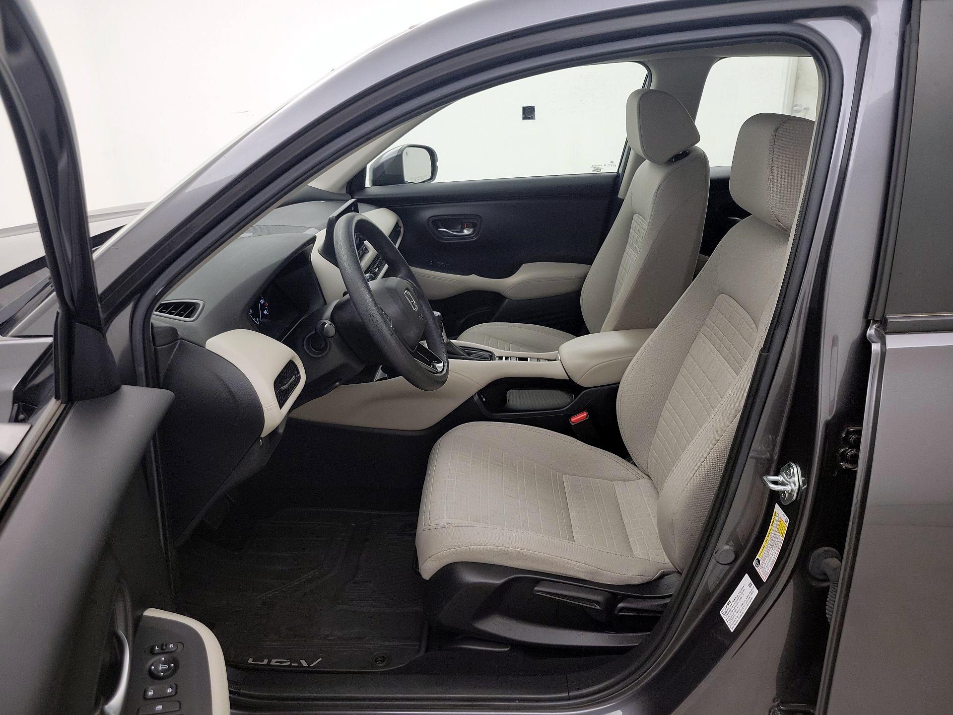 Thumbnail: 2025 Honda HR-V - 11