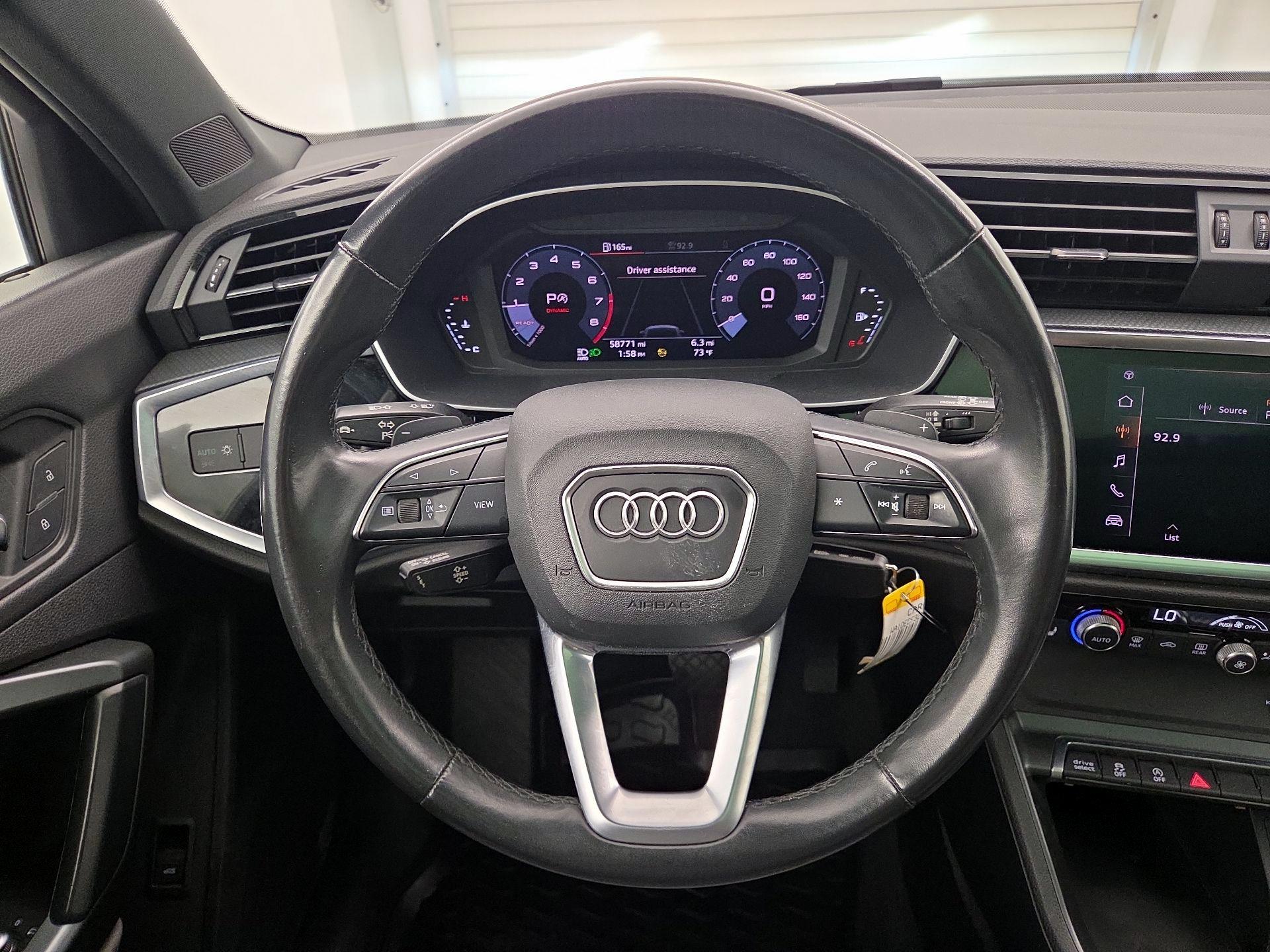 Thumbnail: 2021 Audi Q3 - 10