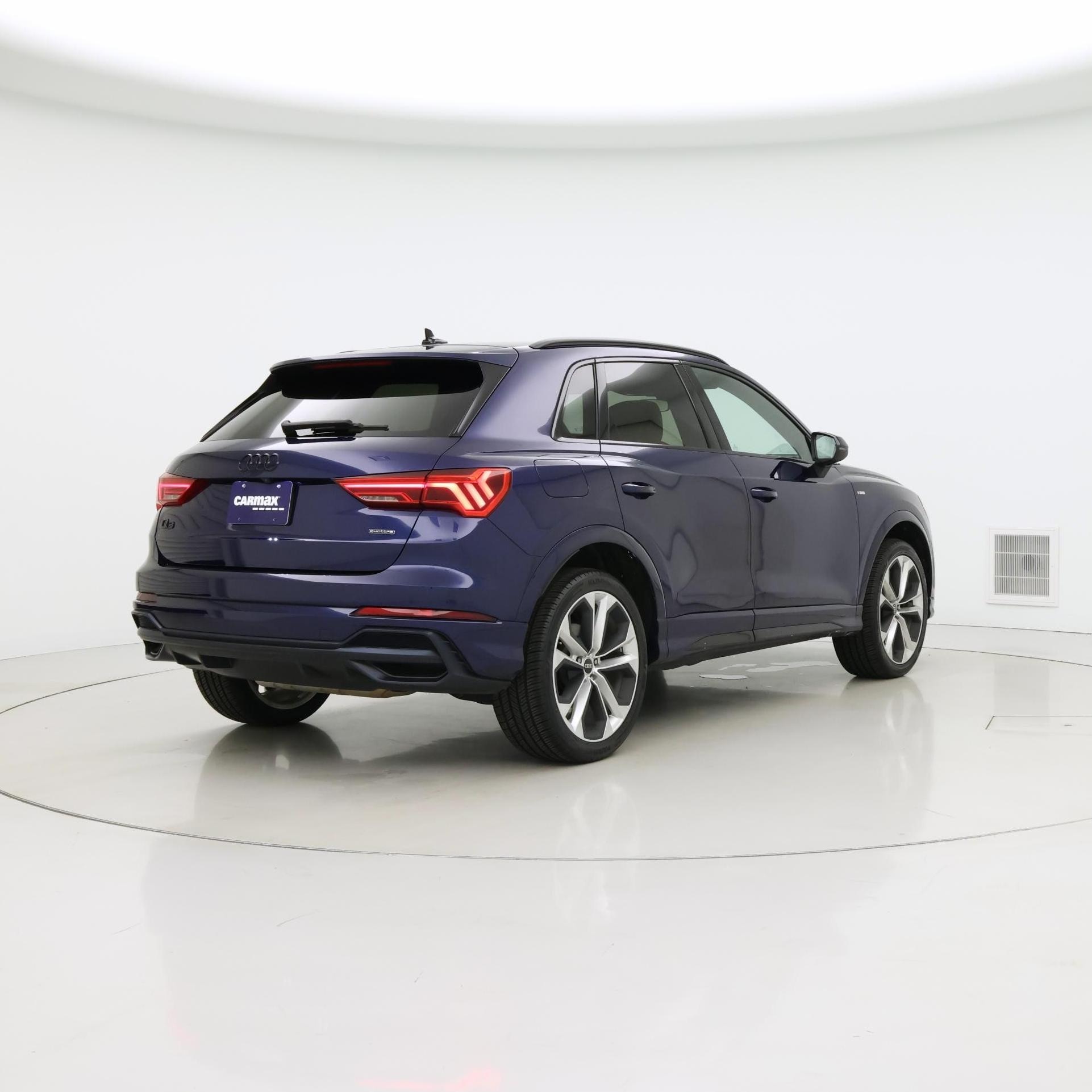 Thumbnail: 2021 Audi Q3 - 8