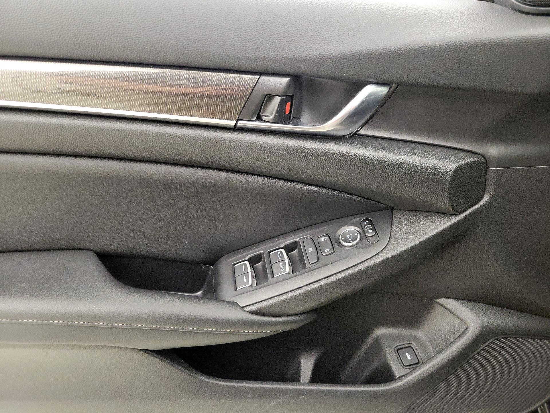 Thumbnail: 2022 Honda Accord - 12