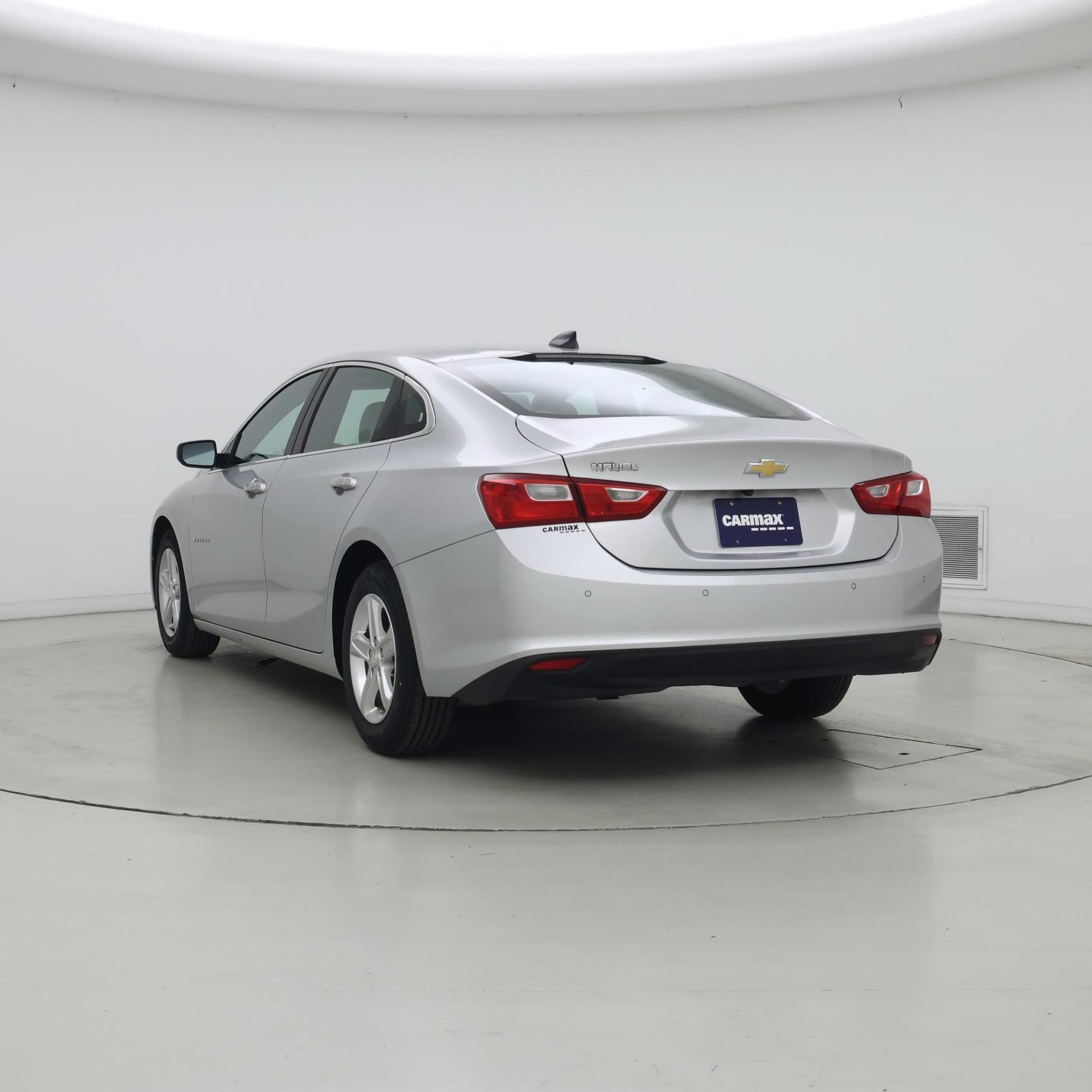 Thumbnail: 2022 Chevrolet Malibu - 2