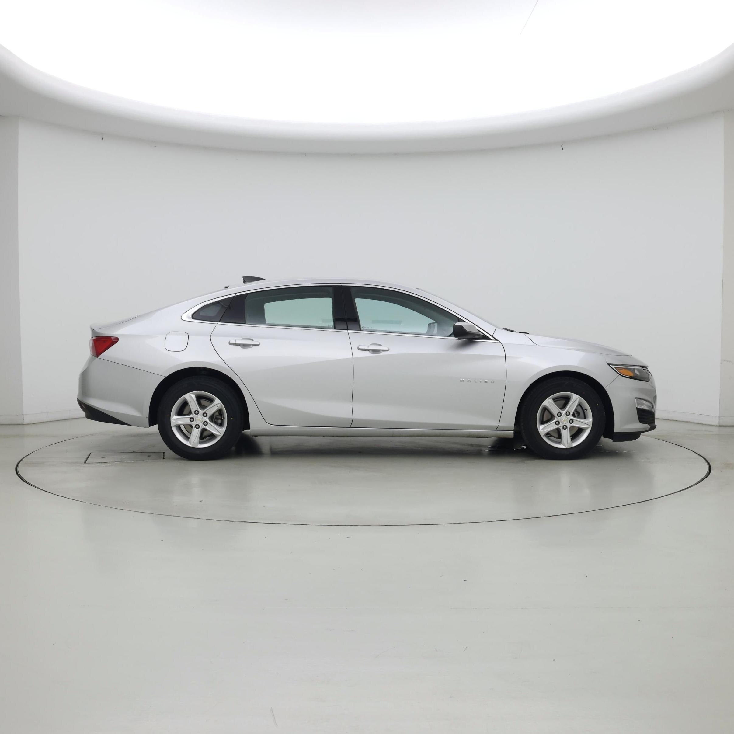 Thumbnail: 2022 Chevrolet Malibu - 7