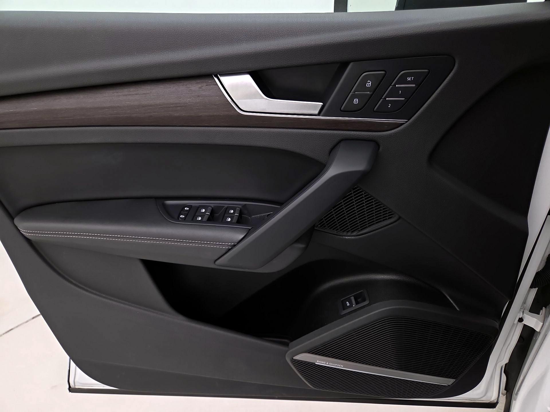 Thumbnail: 2024 Audi Q5 - 12