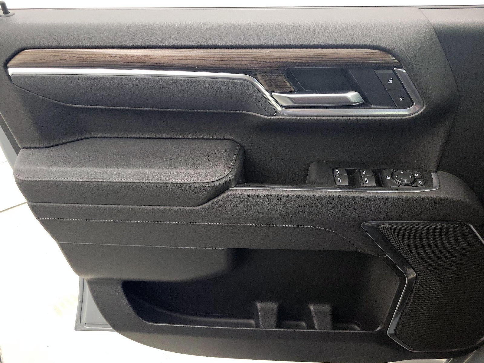 2025 Chevrolet Silverado 1500 RST - Photo 13