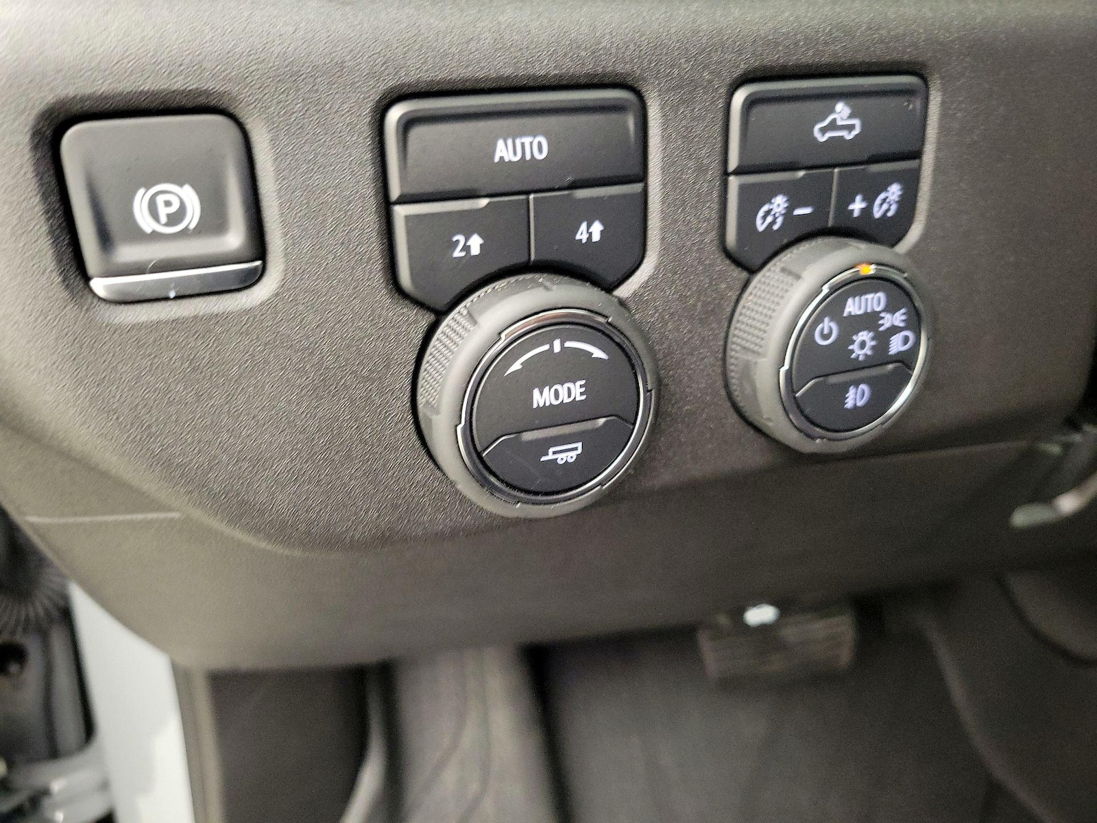 2025 Chevrolet Silverado 1500 RST - Photo 14