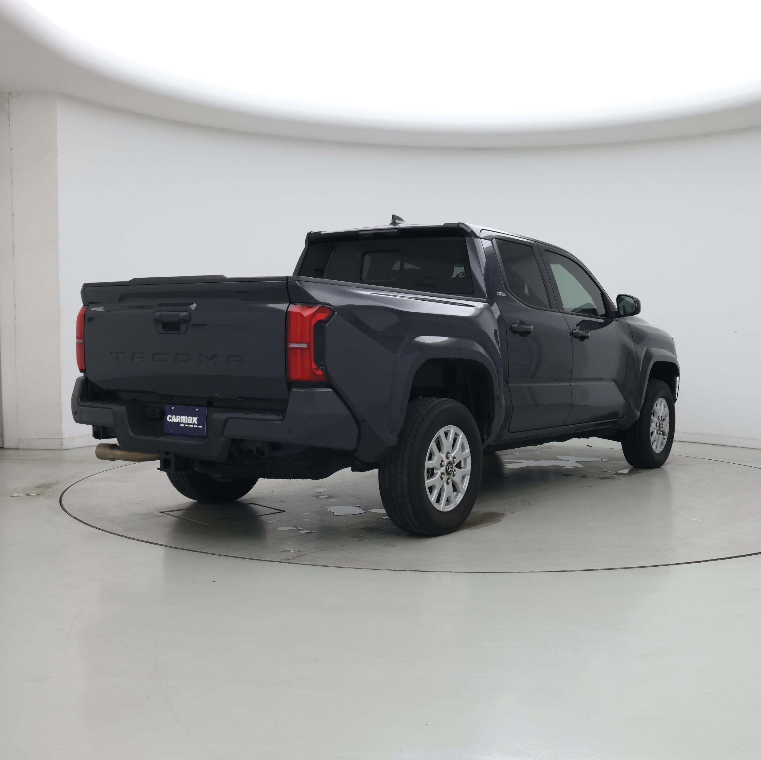 Thumbnail: 2024 Toyota Tacoma - 8