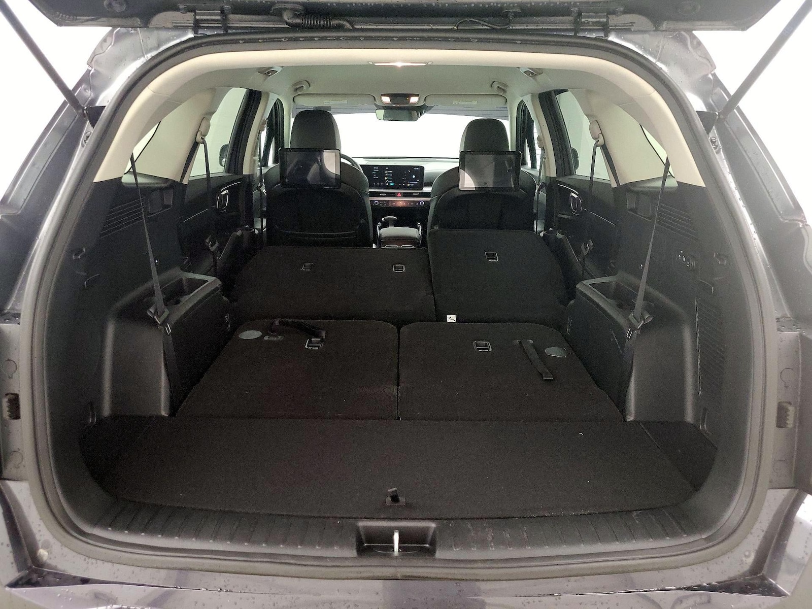 2025 Kia Sorento S - Photo 24