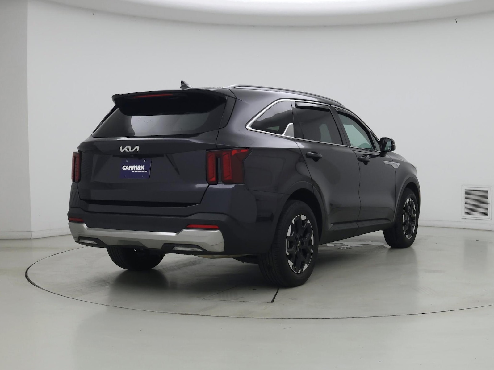 2025 Kia Sorento S - Photo 9