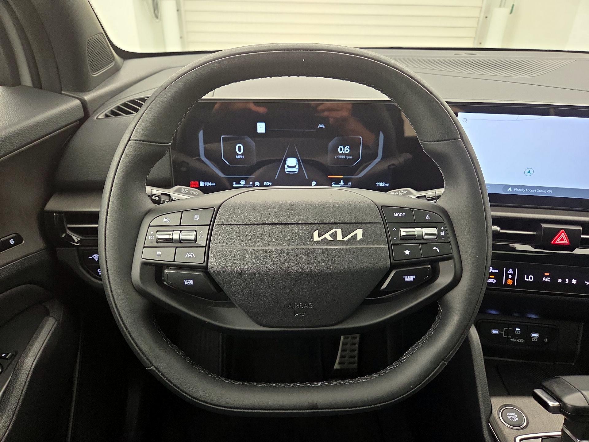 Thumbnail: 2026 Kia Sportage - 10