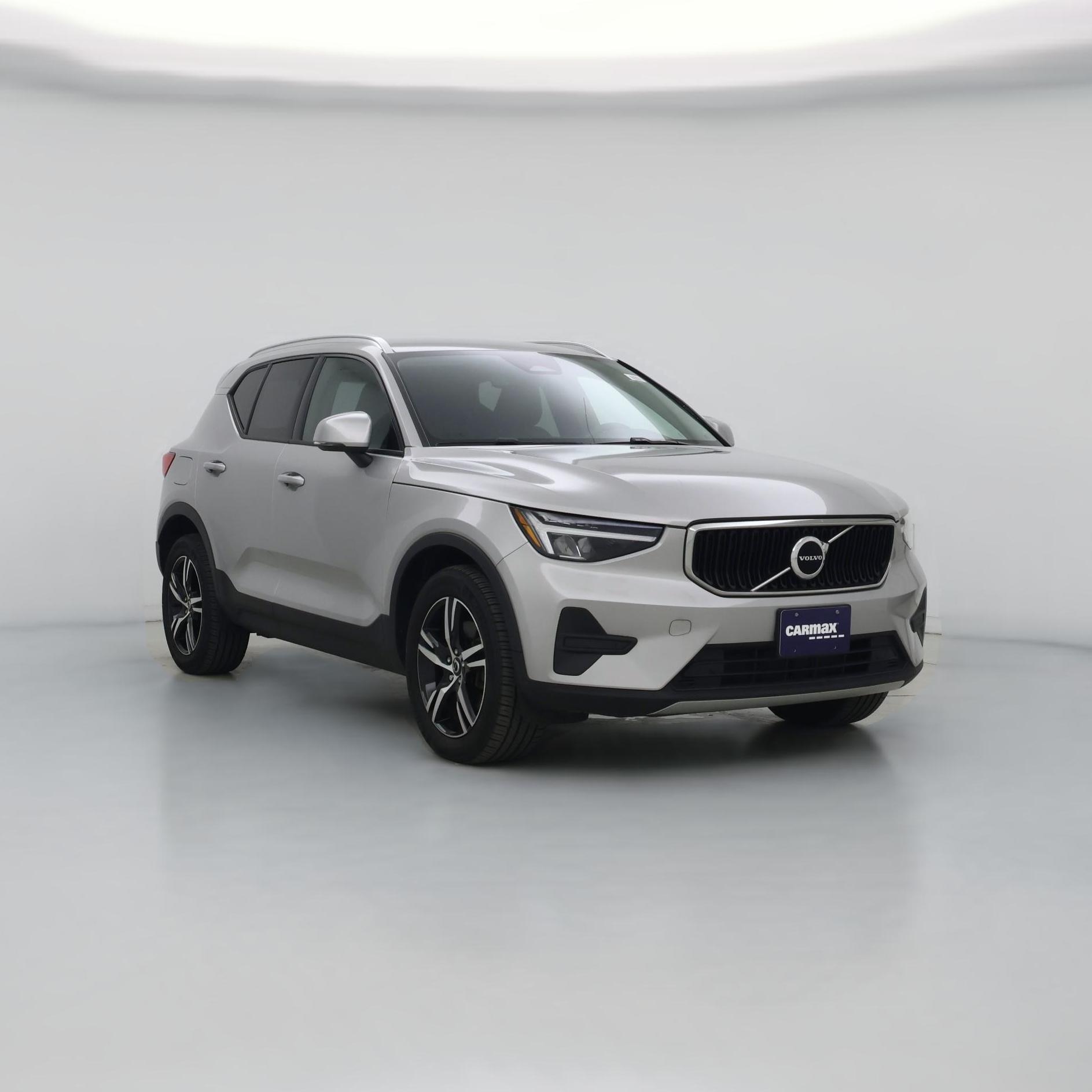 Thumbnail: 2023 Volvo XC40 - 1