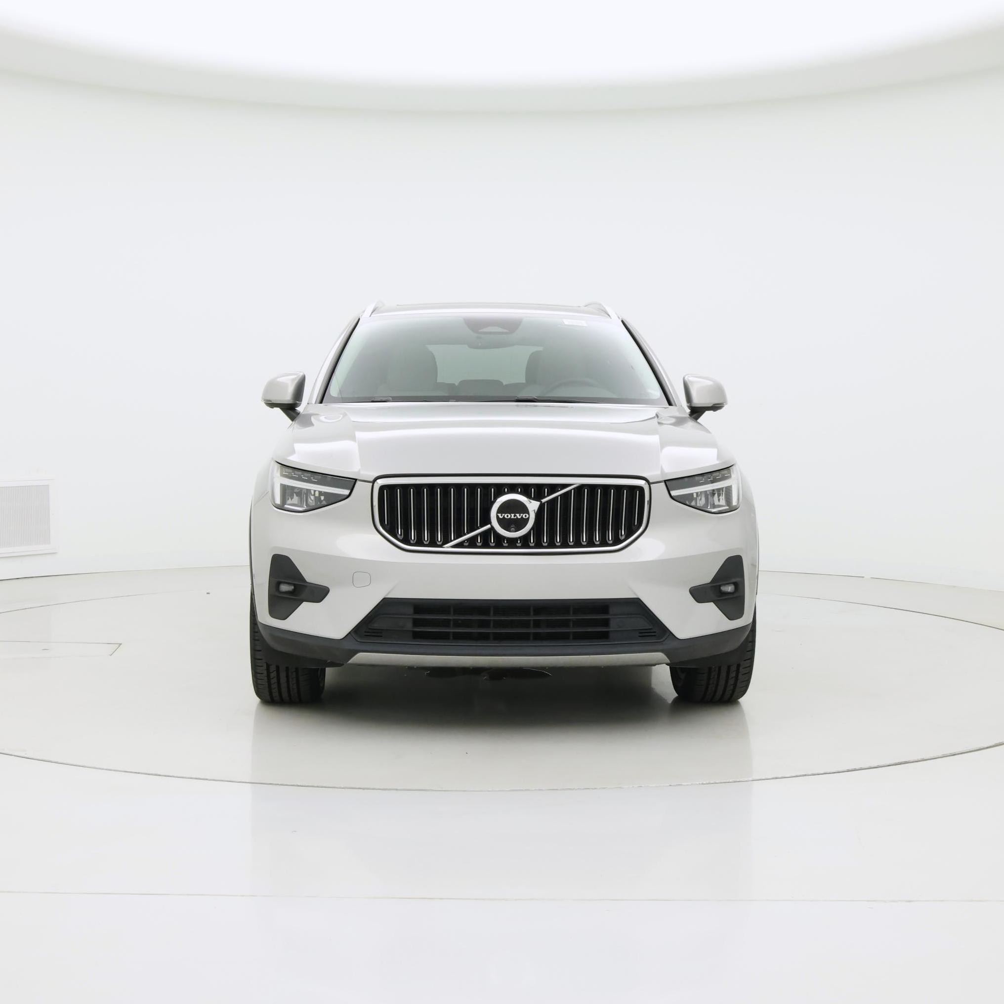 Thumbnail: 2024 Volvo XC40 - 5