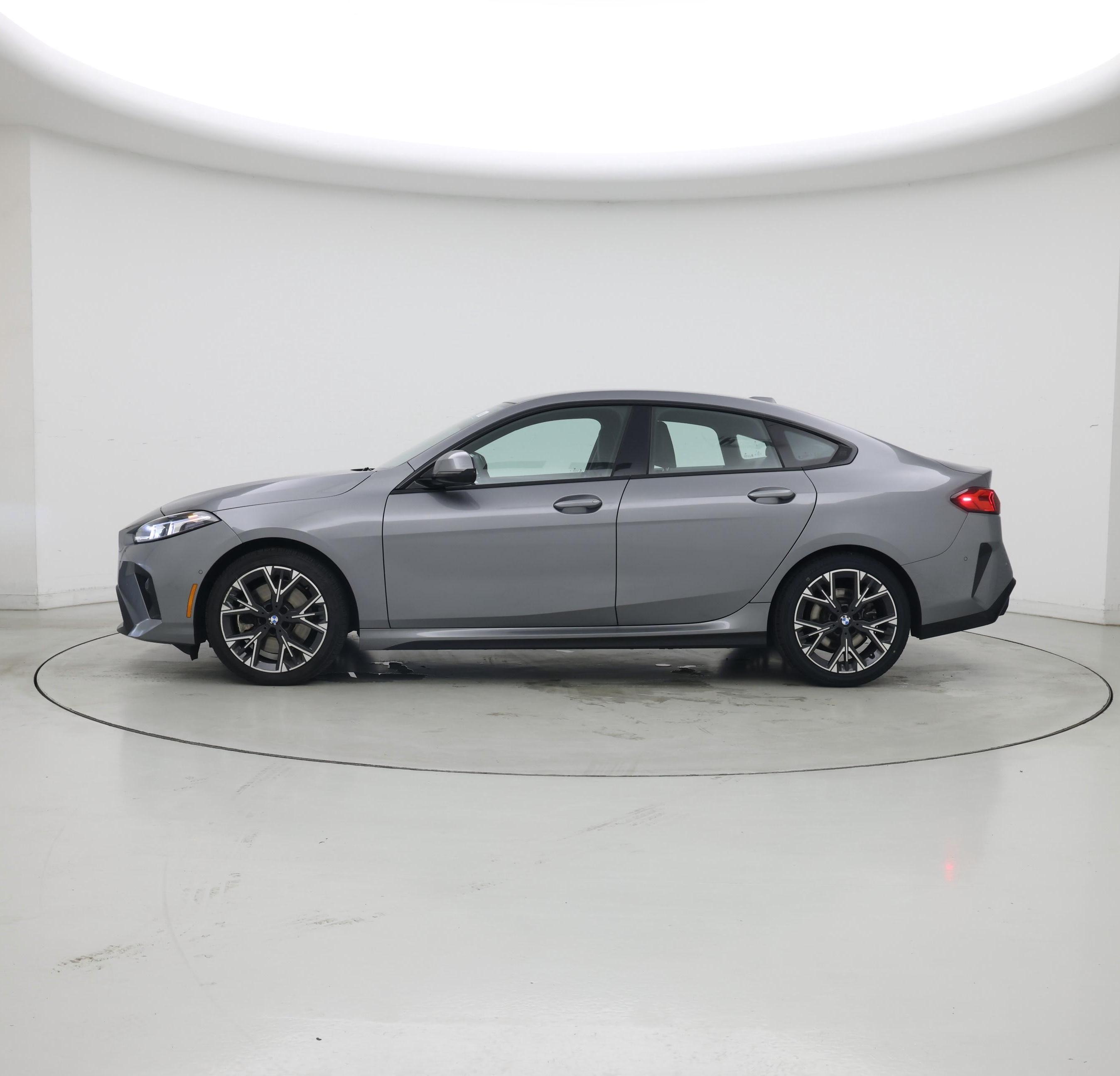 Thumbnail: 2026 BMW 2 Series - 3