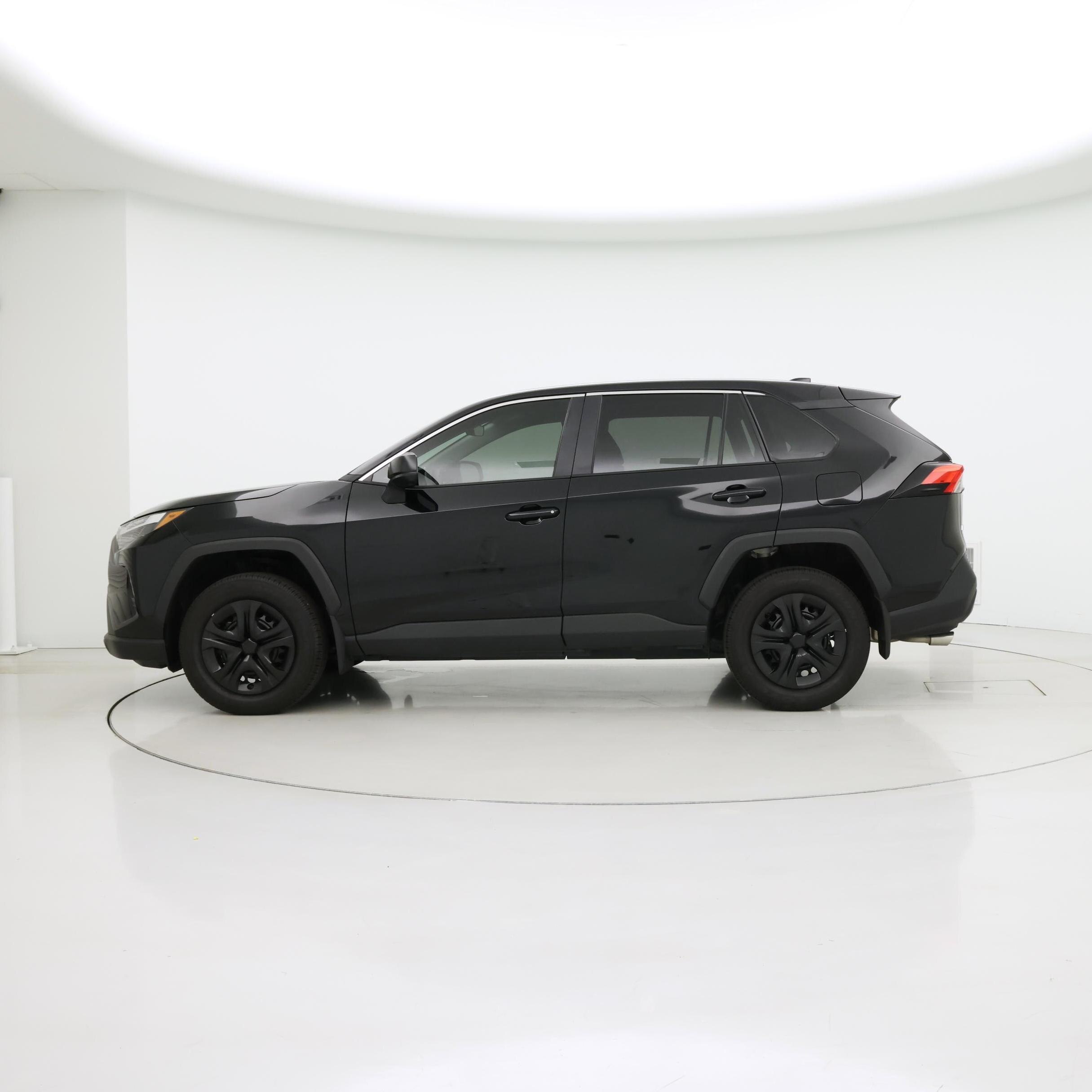 Thumbnail: 2025 Toyota RAV4 - 3