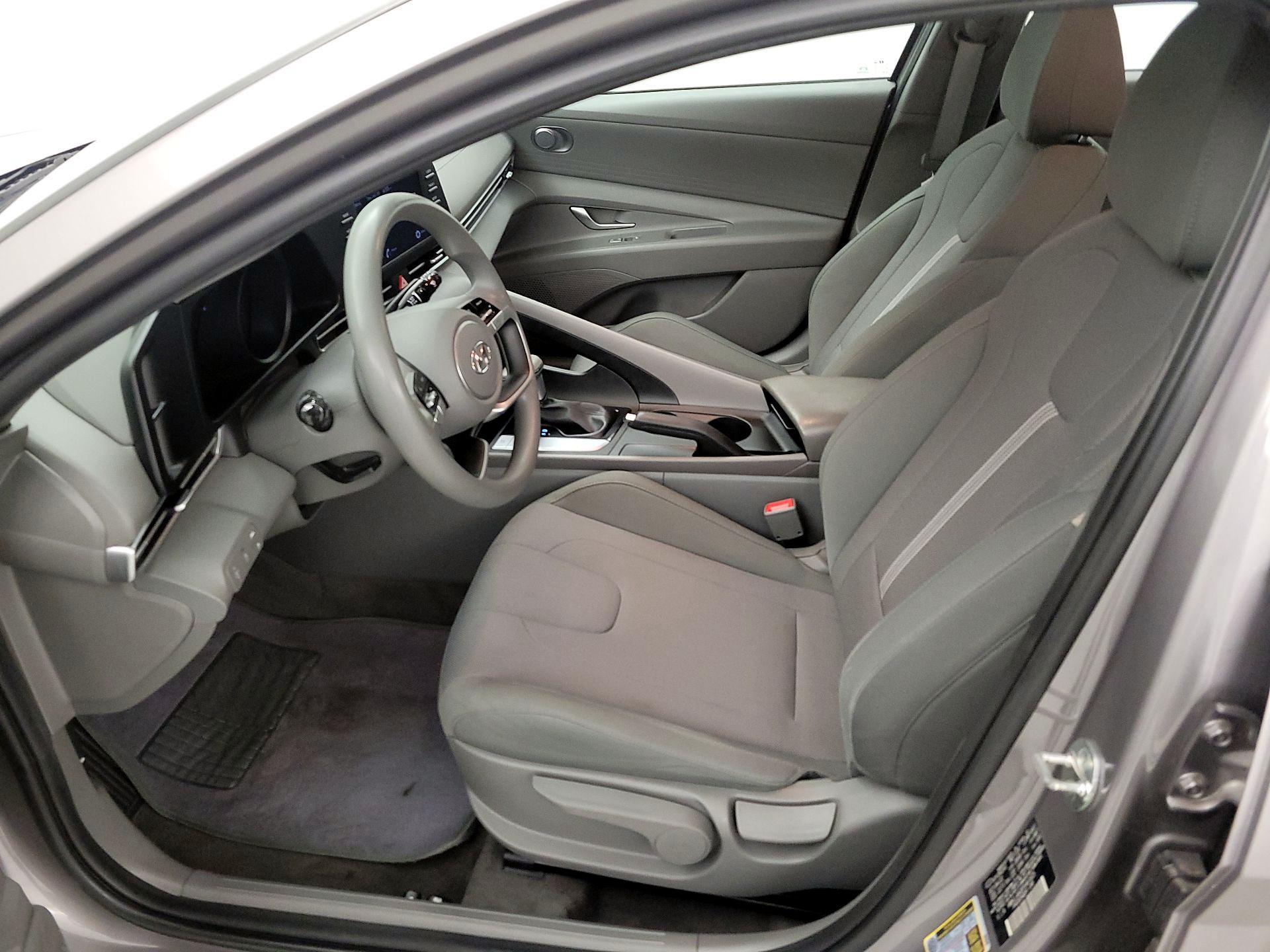 Thumbnail: 2023 Hyundai Elantra - 11