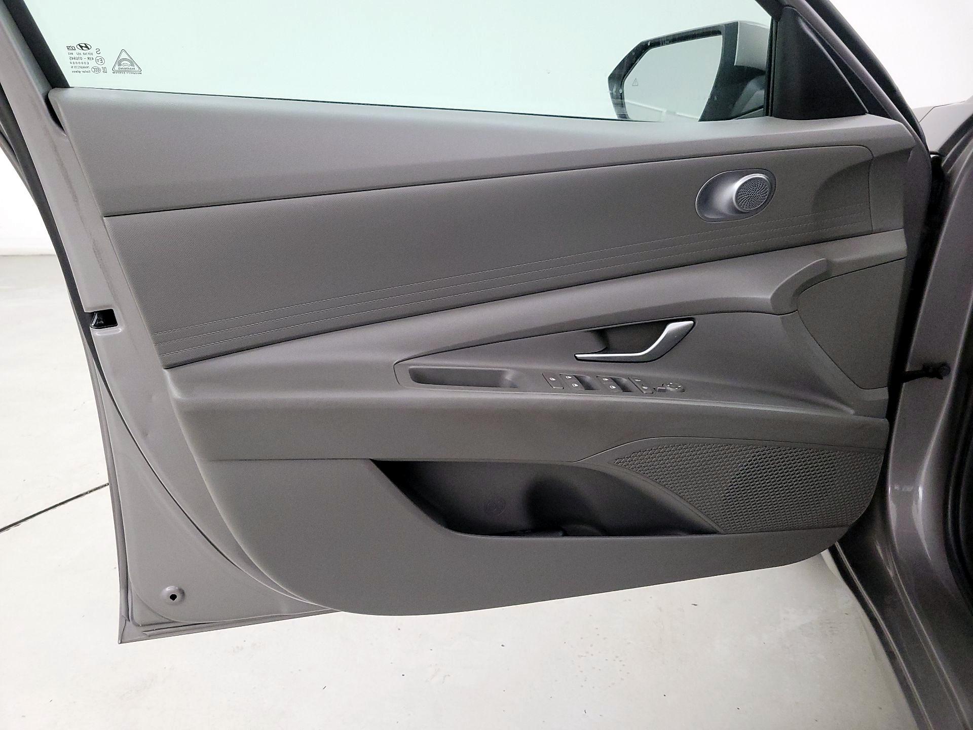 Thumbnail: 2023 Hyundai Elantra - 12