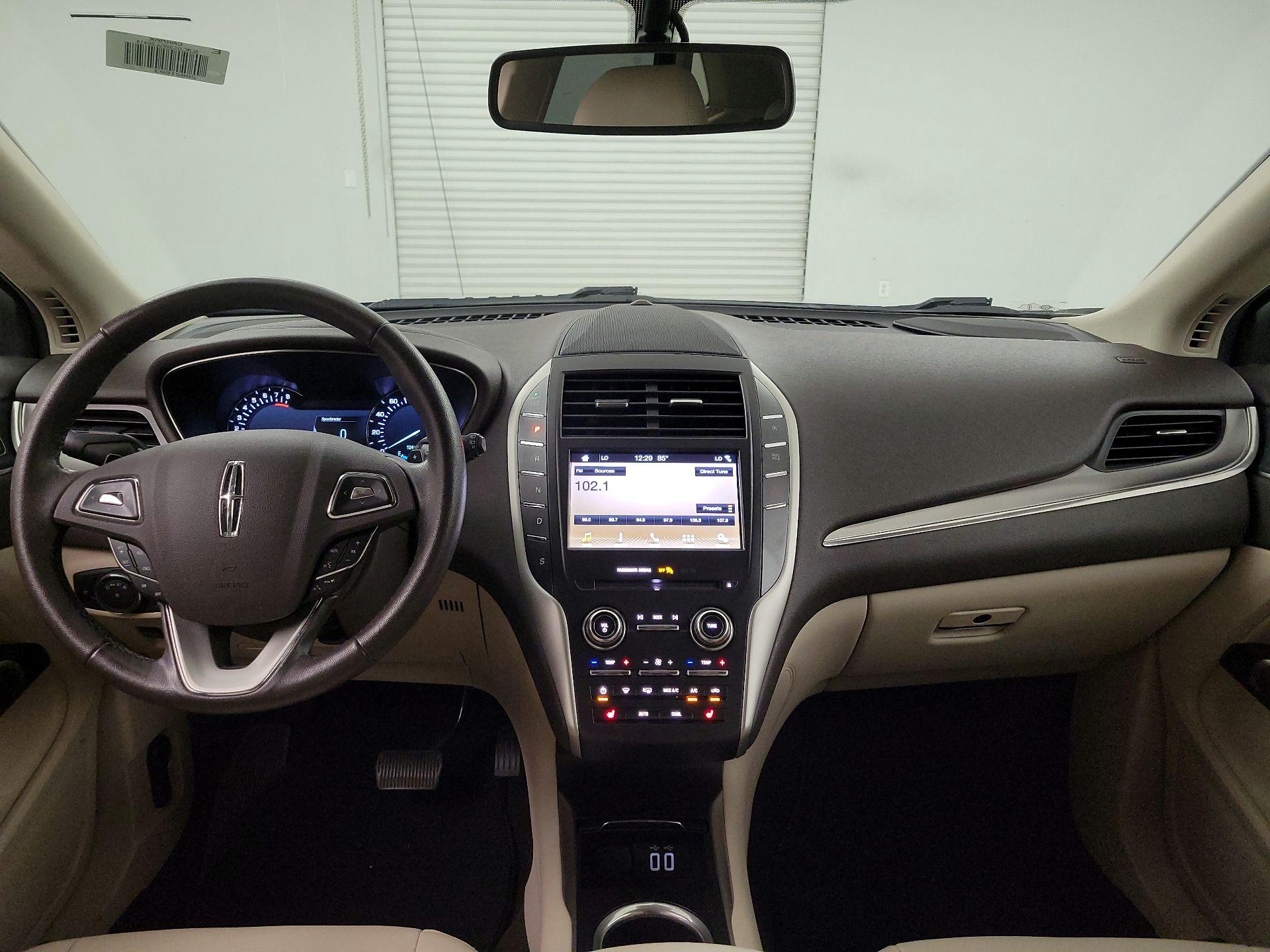 Thumbnail: 2019 Lincoln MKC - 9
