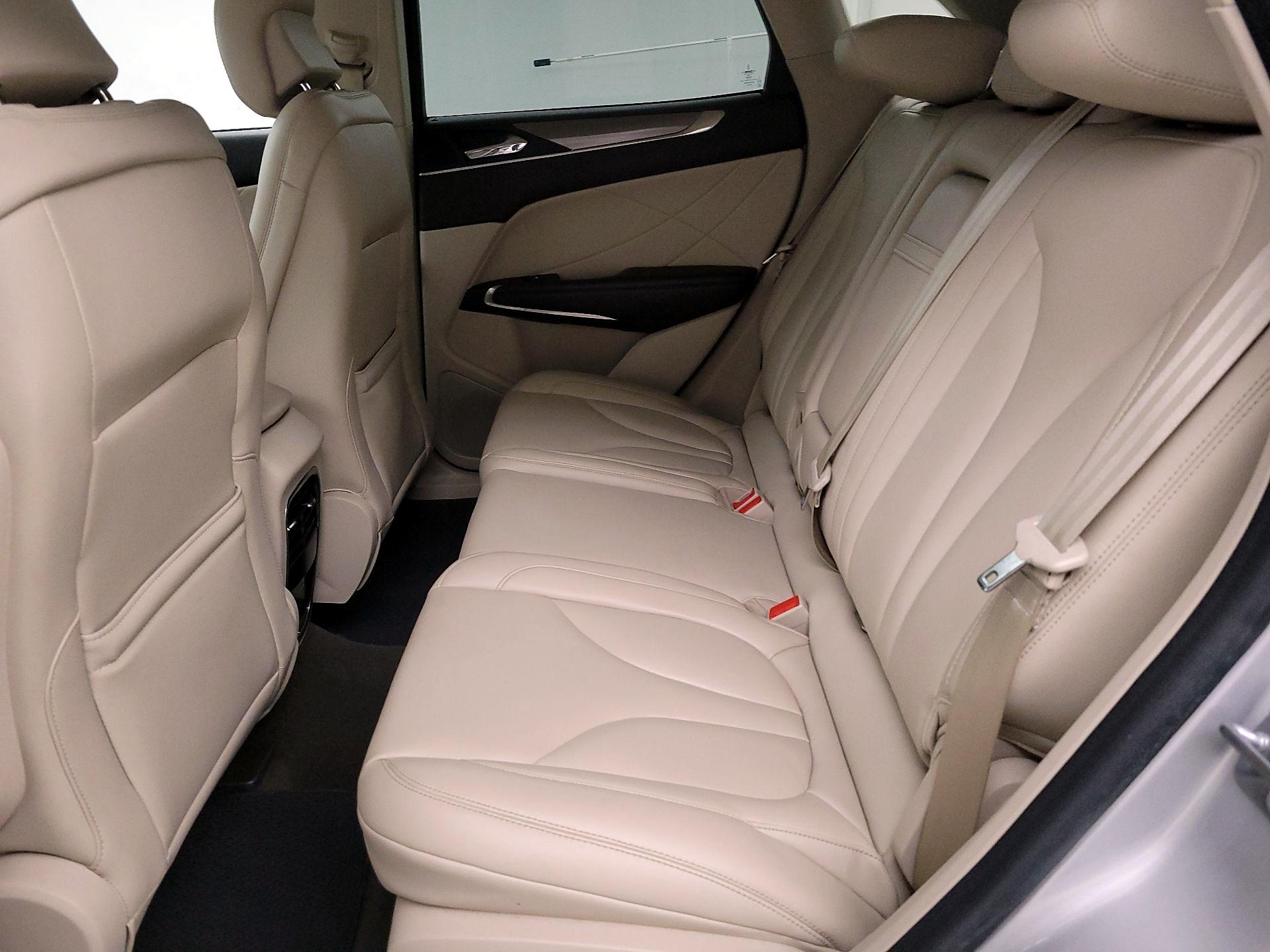 Thumbnail: 2019 Lincoln MKC - 19