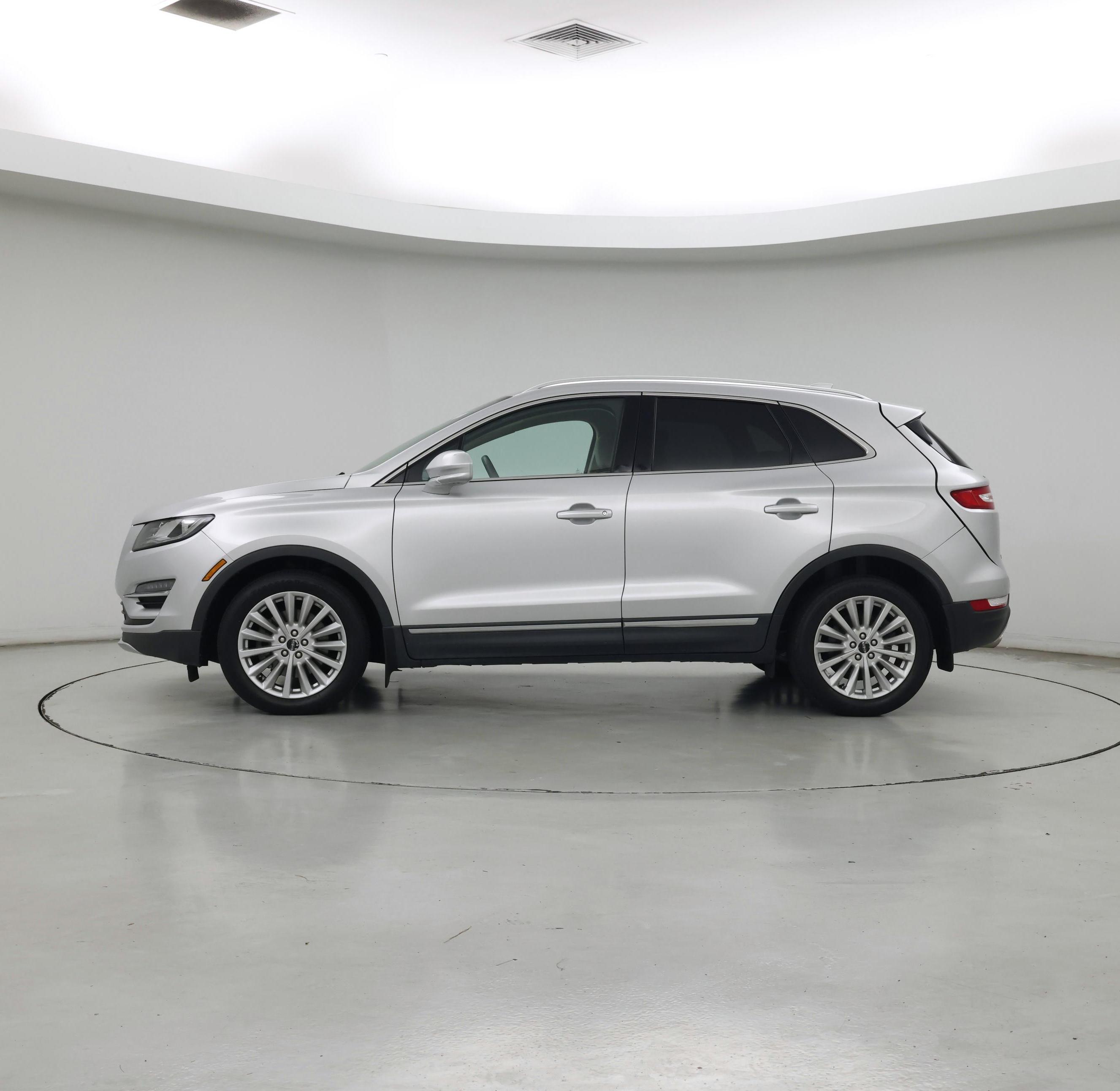 Thumbnail: 2019 Lincoln MKC - 3