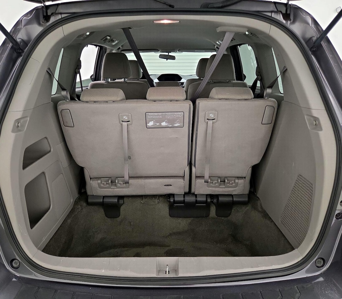 Trunk/Cargo (Seats Up)