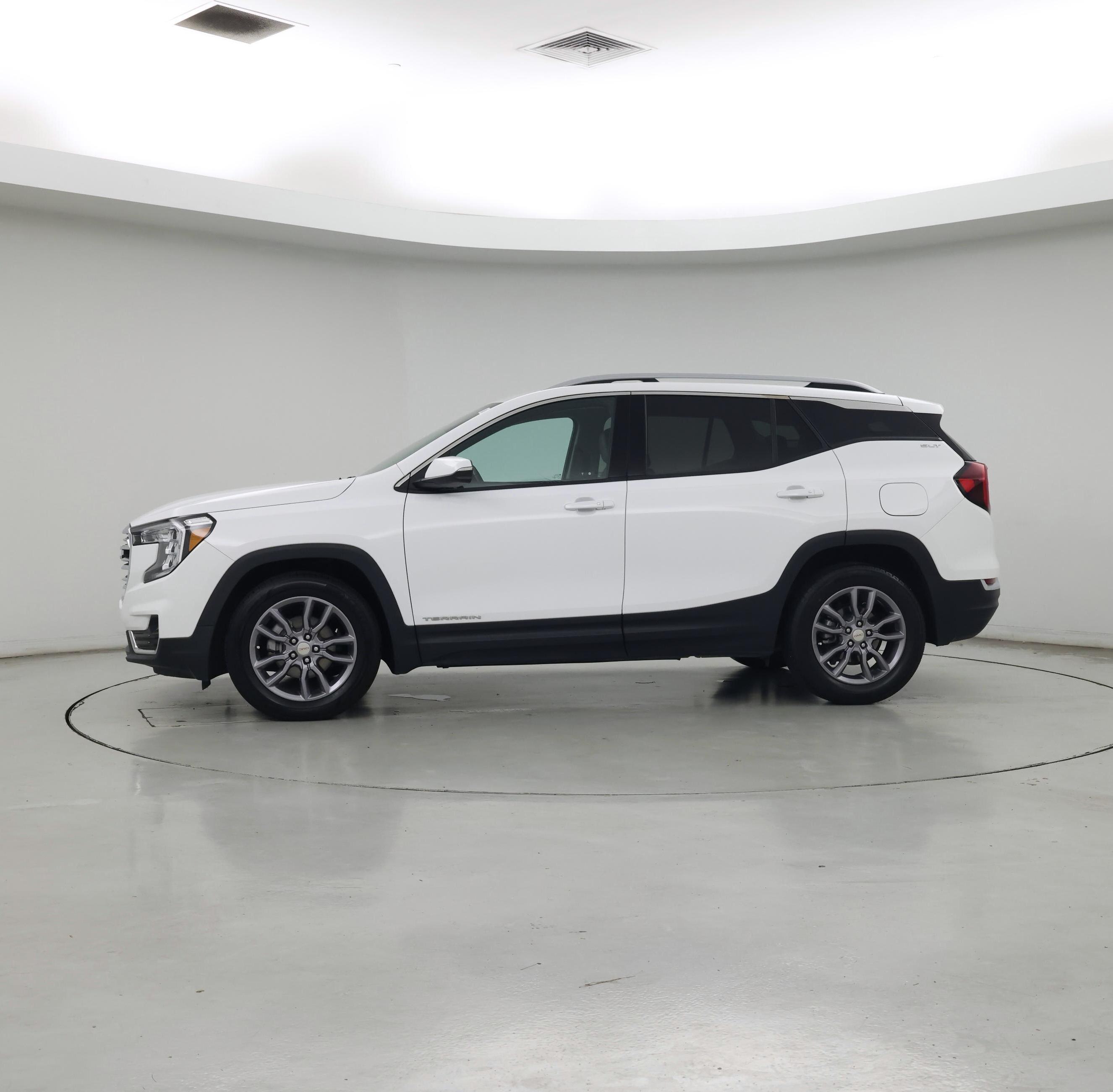 Thumbnail: 2023 GMC Terrain - 3