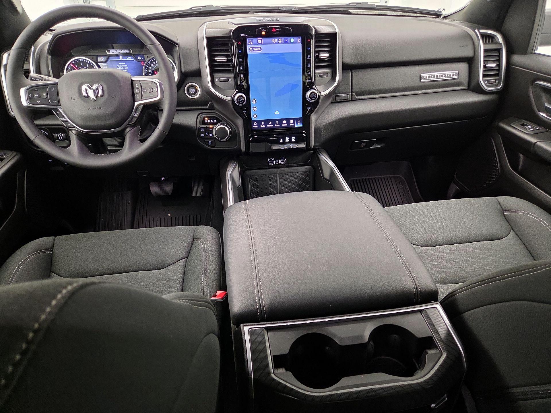 Thumbnail: 2025 RAM 1500 - 9