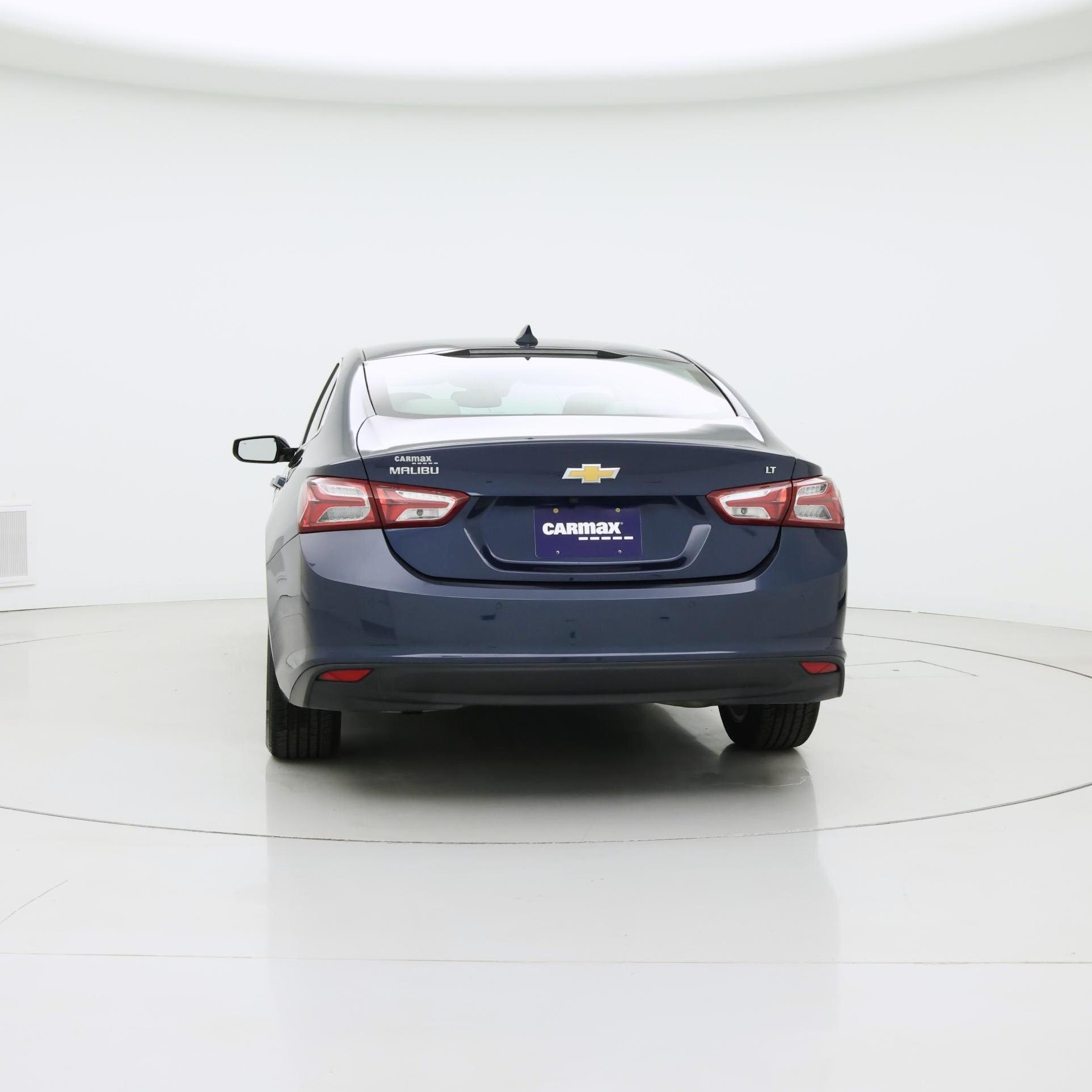 Thumbnail: 2021 Chevrolet Malibu - 6