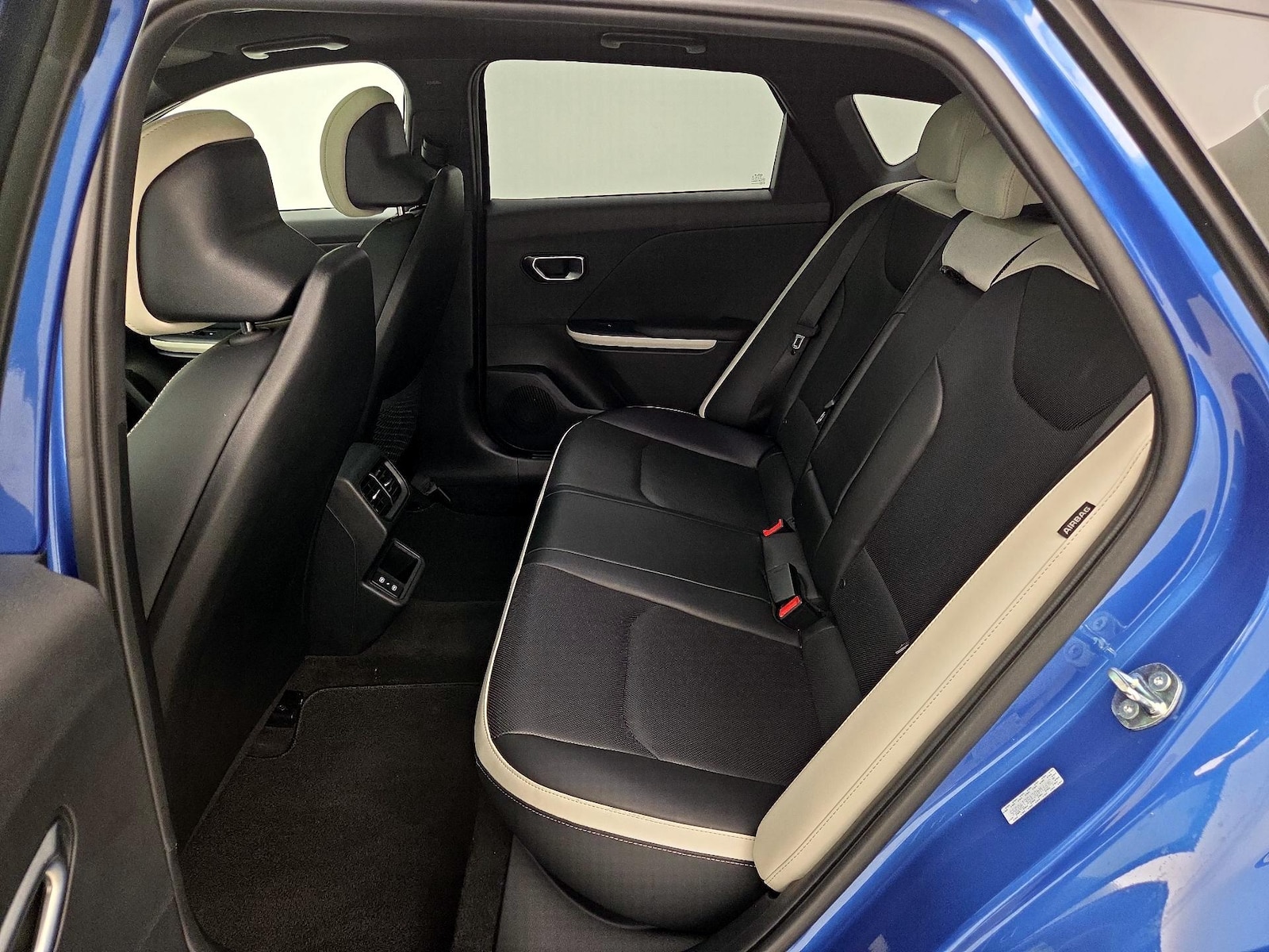2025 Kia K4 GT-Line Turbo - Photo 22
