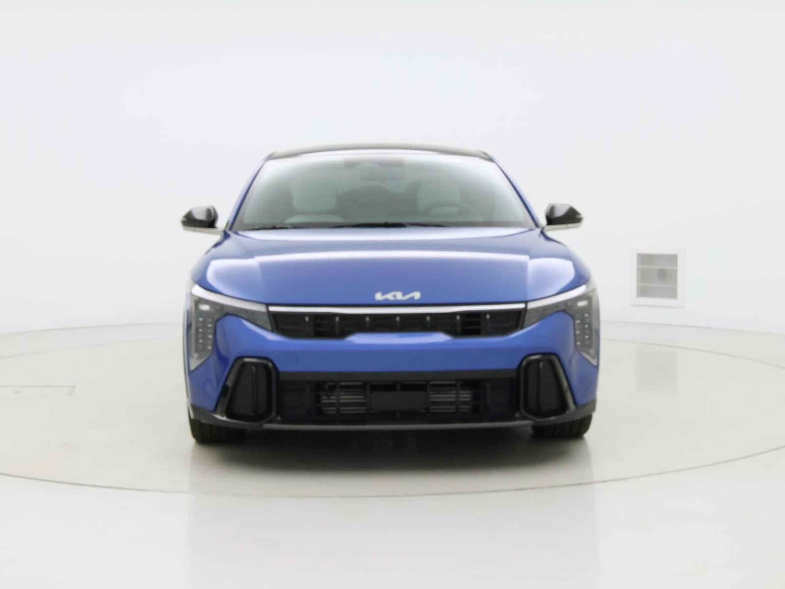 2025 Kia K4 GT-Line Turbo - Photo 6