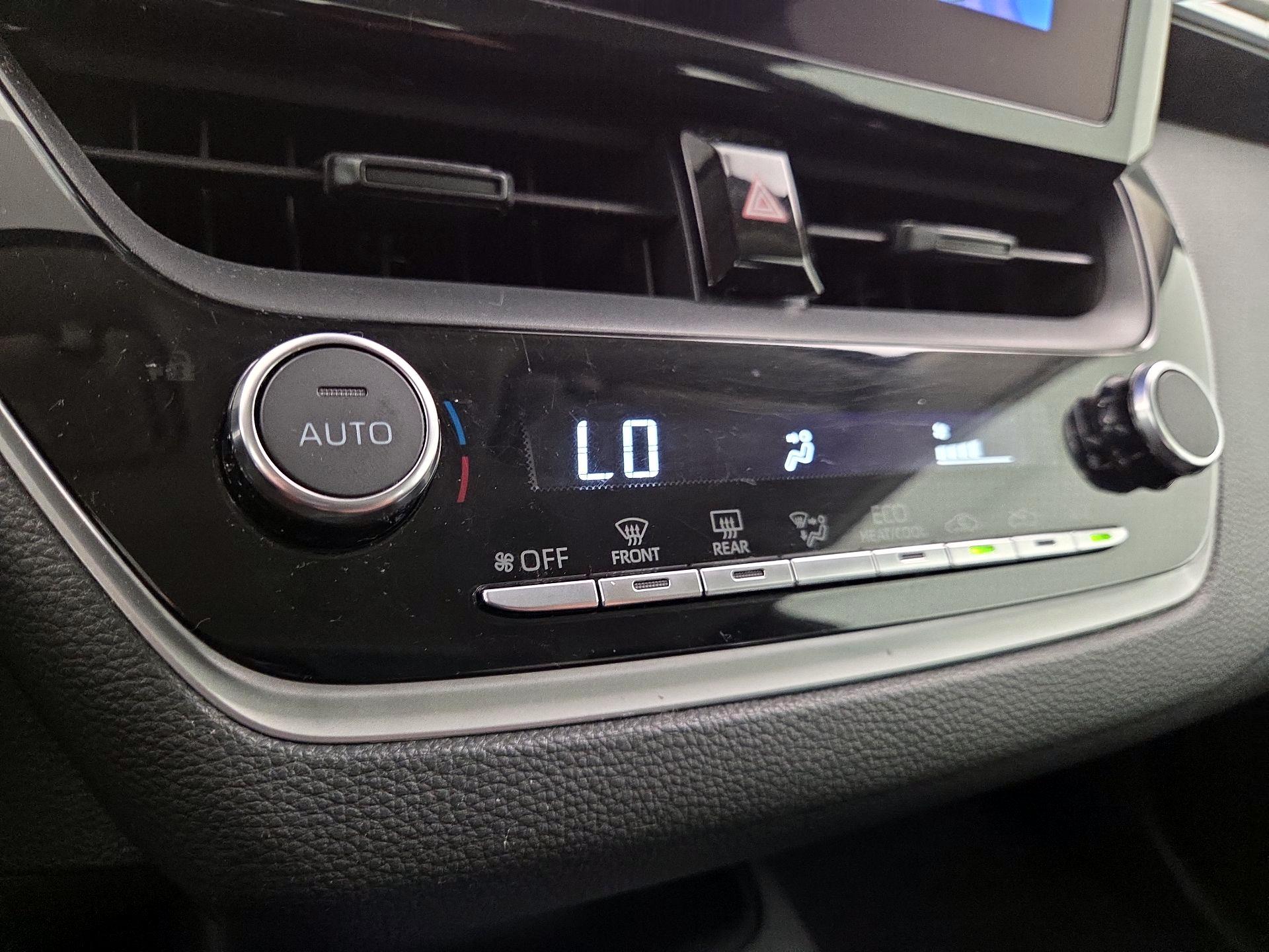 Thumbnail: 2024 Toyota Corolla - 16