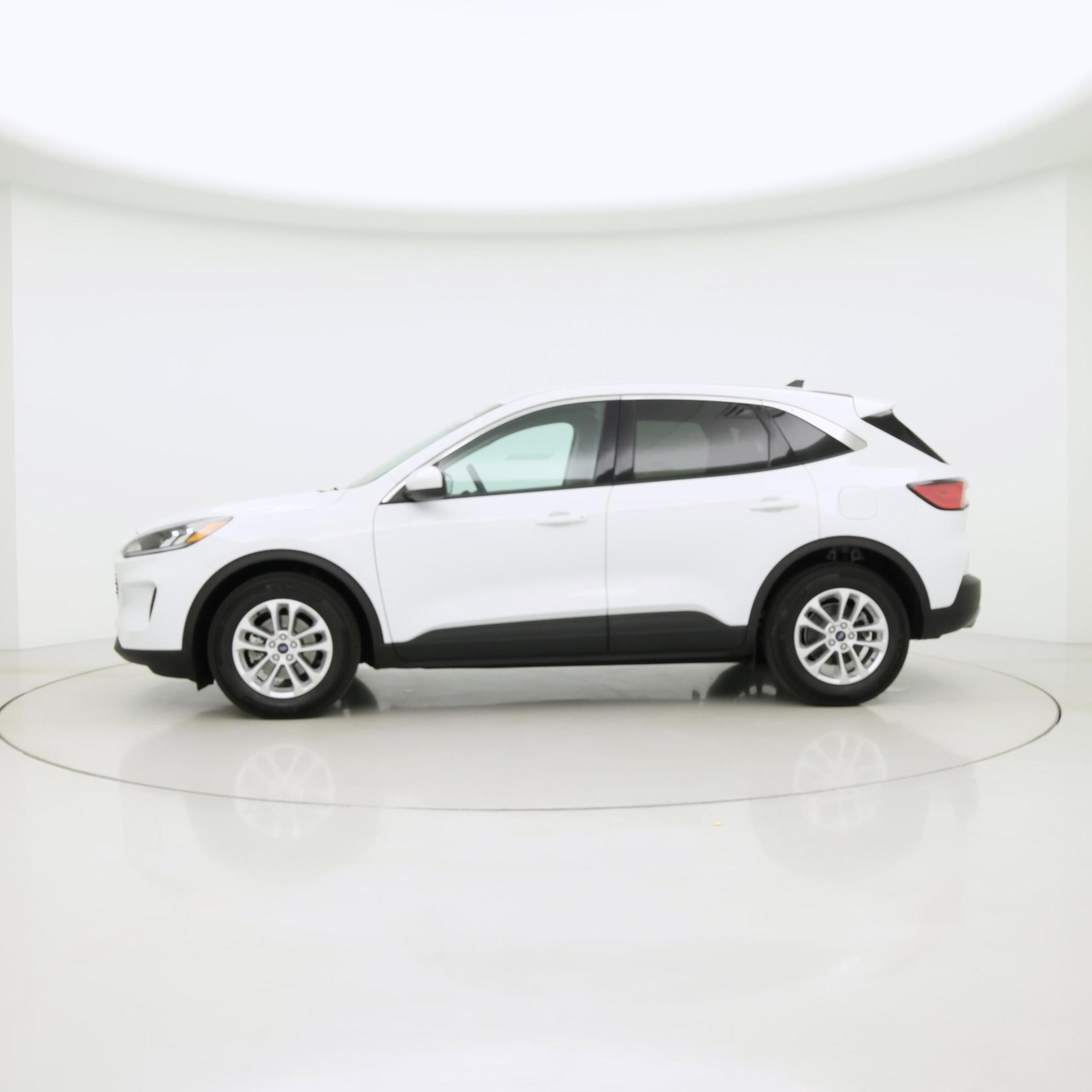 Thumbnail: 2020 Ford Escape - 3