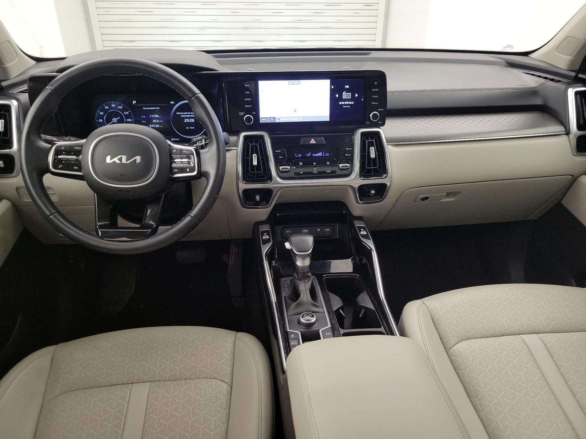 Thumbnail: 2023 Kia Sorento - 9
