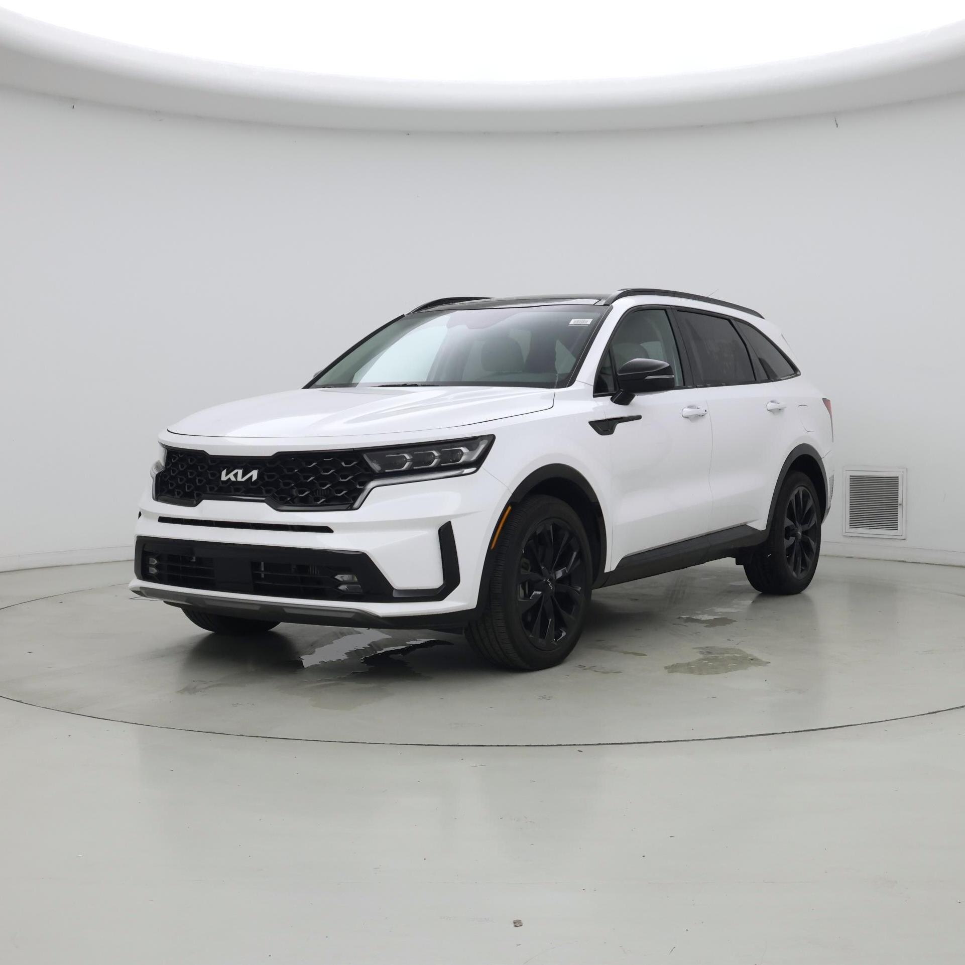Thumbnail: 2023 Kia Sorento - 4