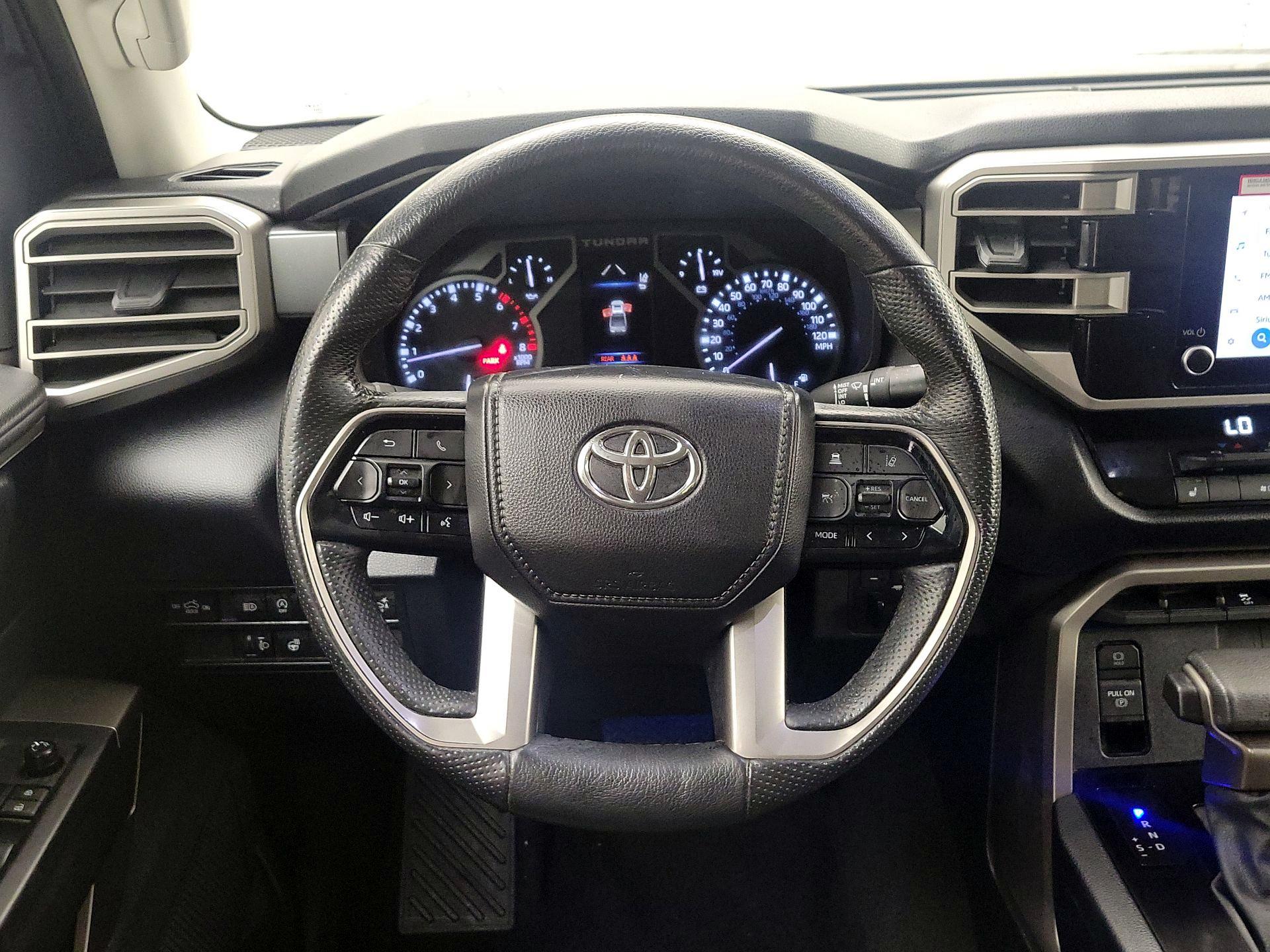 Thumbnail: 2024 Toyota Tundra - 10
