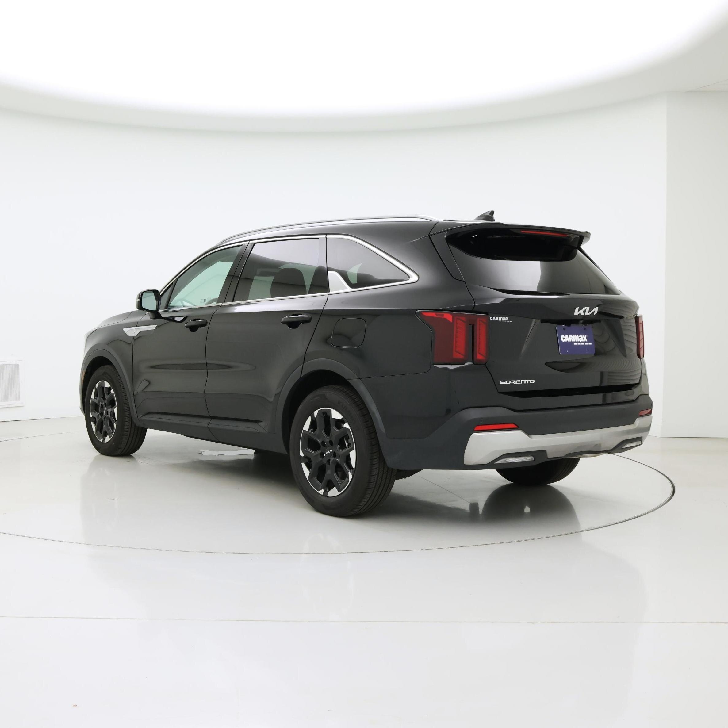 Thumbnail: 2025 Kia Sorento - 2