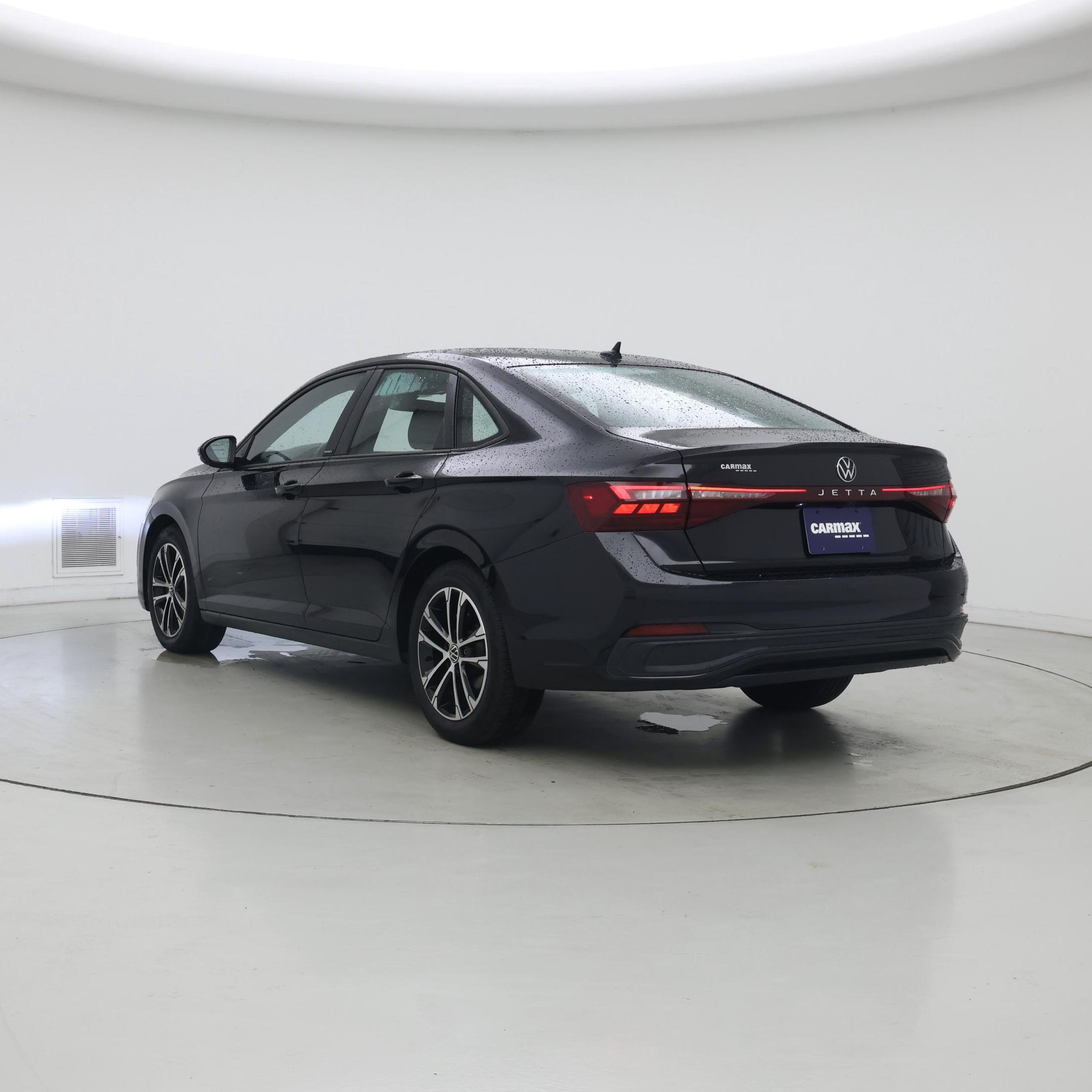 Thumbnail: 2025 Volkswagen Jetta - 2