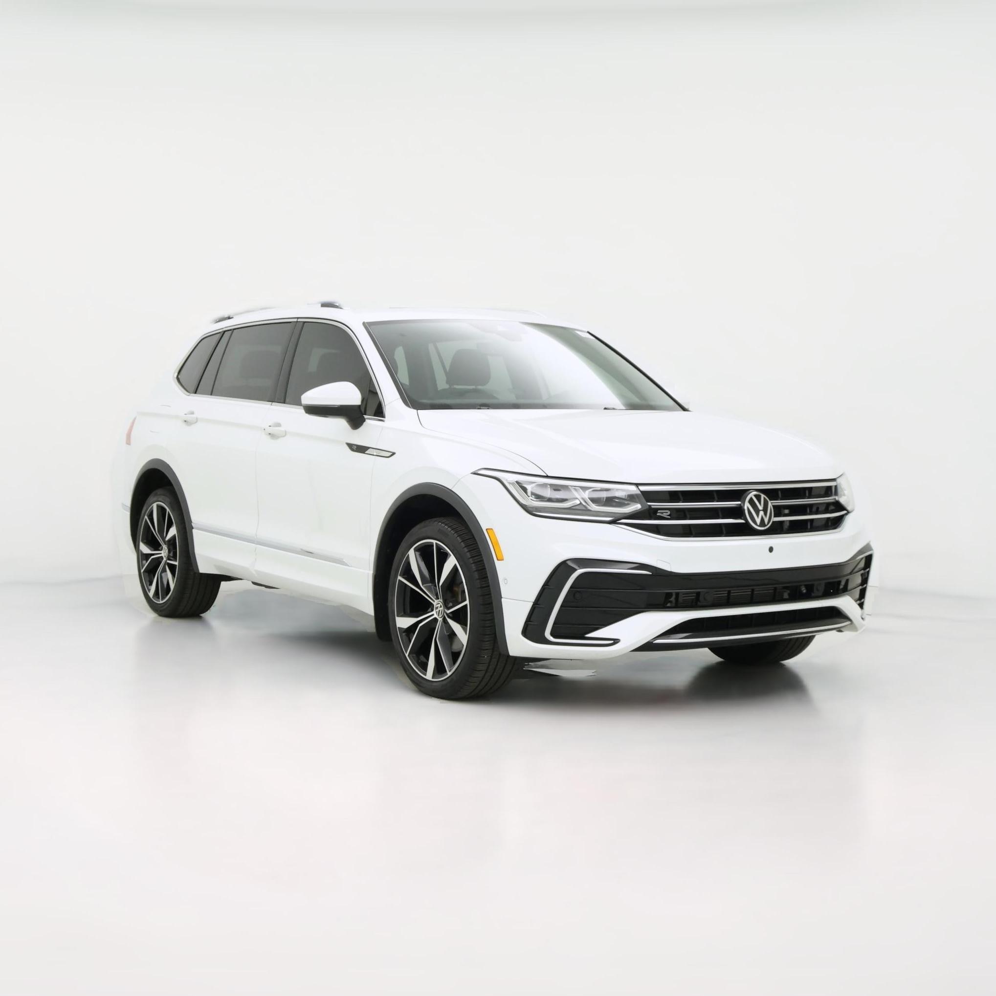 Thumbnail: 2022 Volkswagen Tiguan - 1
