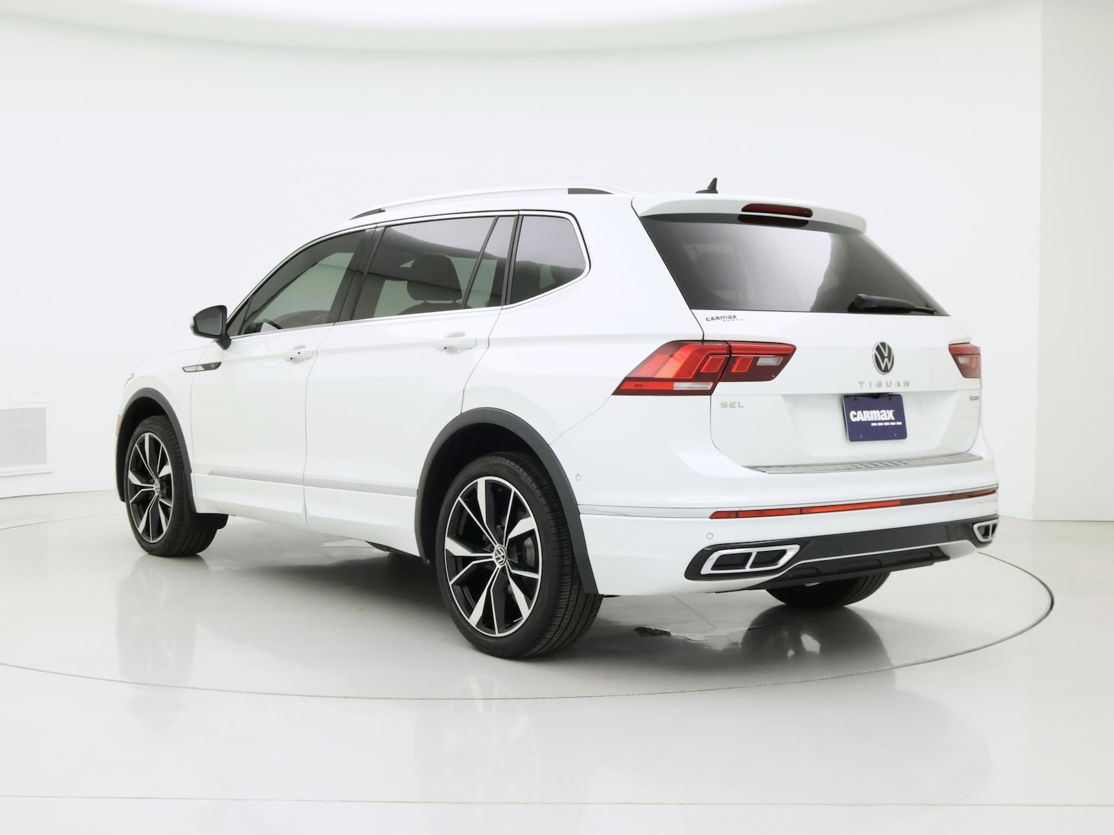 2022 Volkswagen Tiguan SEL R-LINE - Photo 3