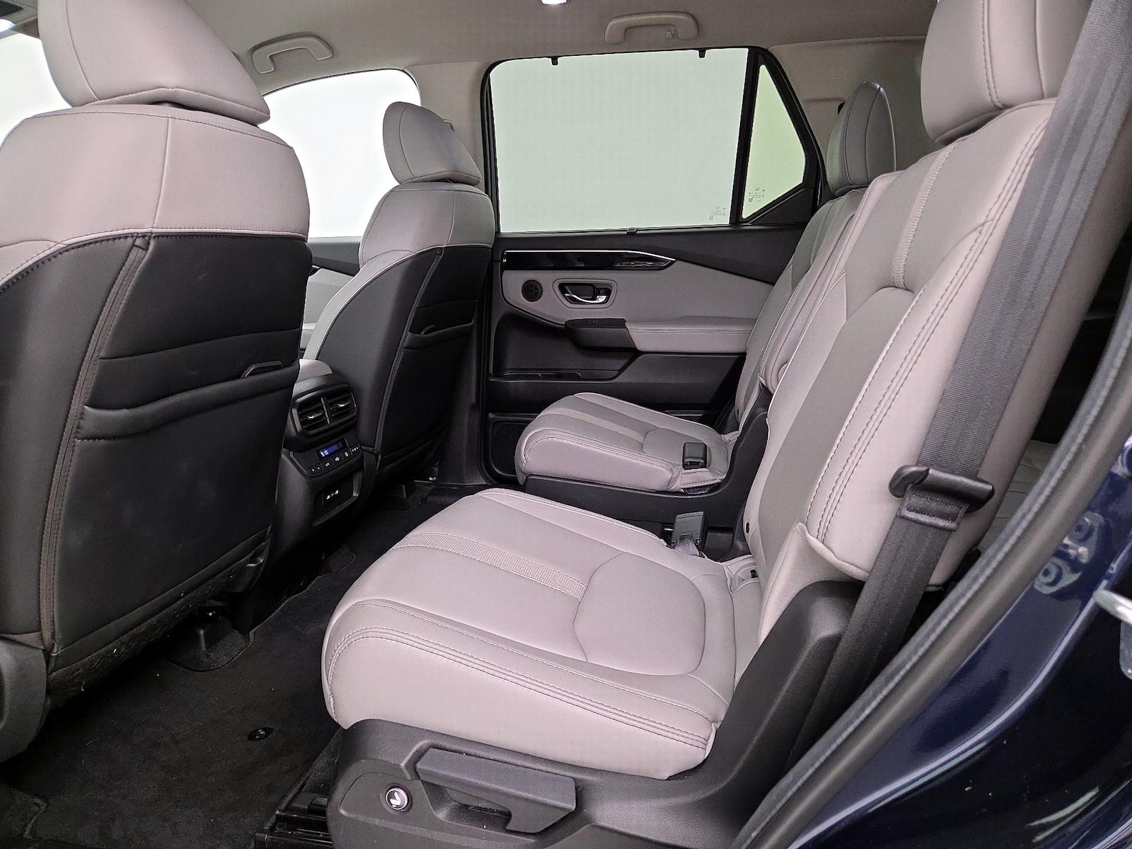 Rear Air Conditioning