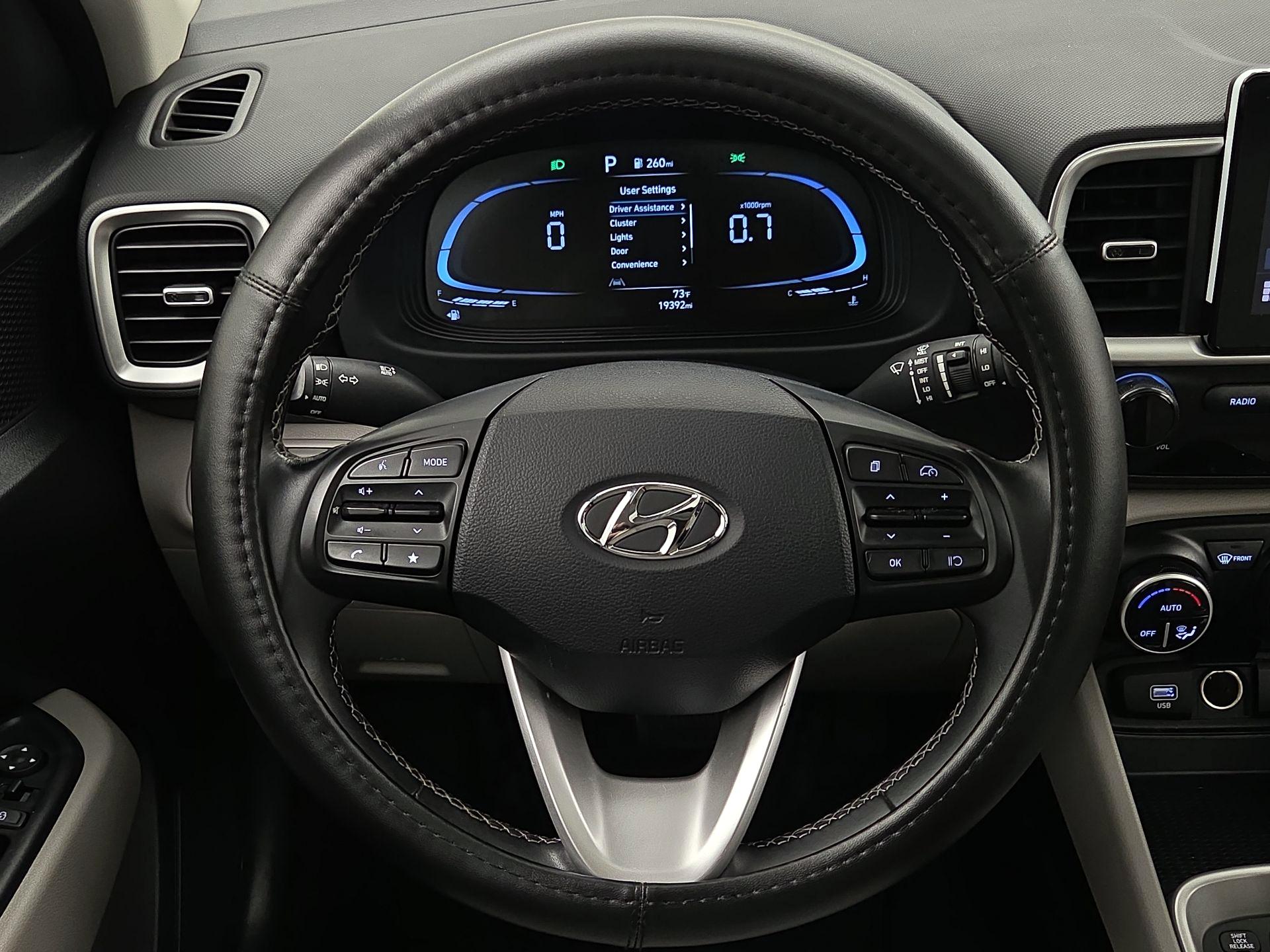 Thumbnail: 2024 Hyundai Venue - 10