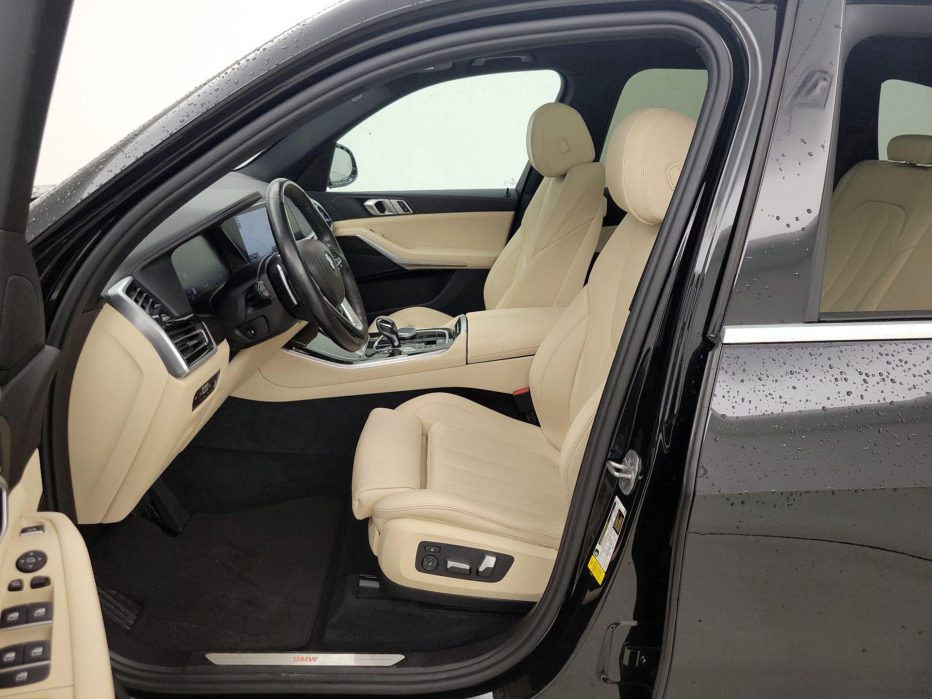 Thumbnail: 2021 BMW X5 - 11