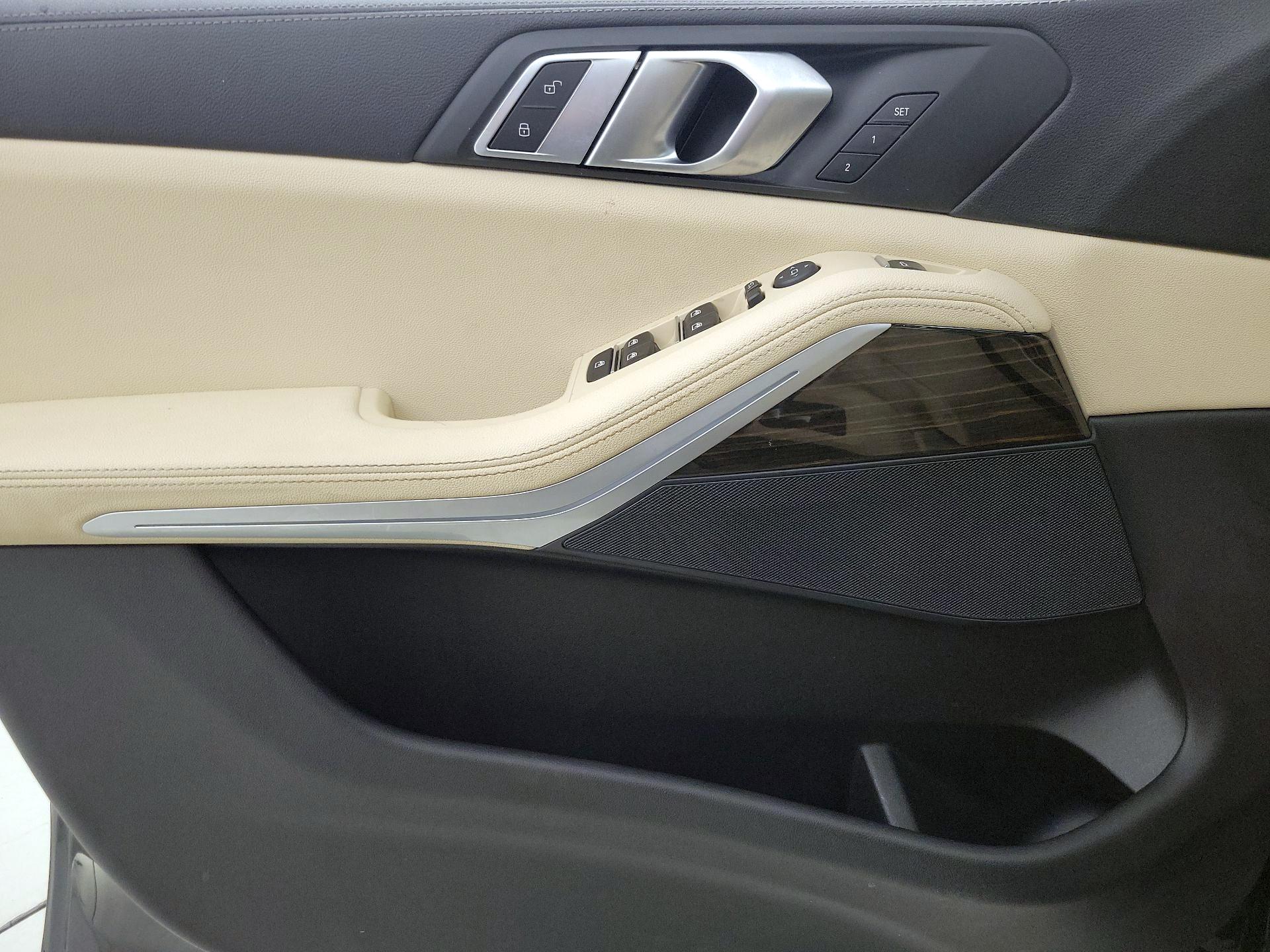 Thumbnail: 2021 BMW X5 - 12
