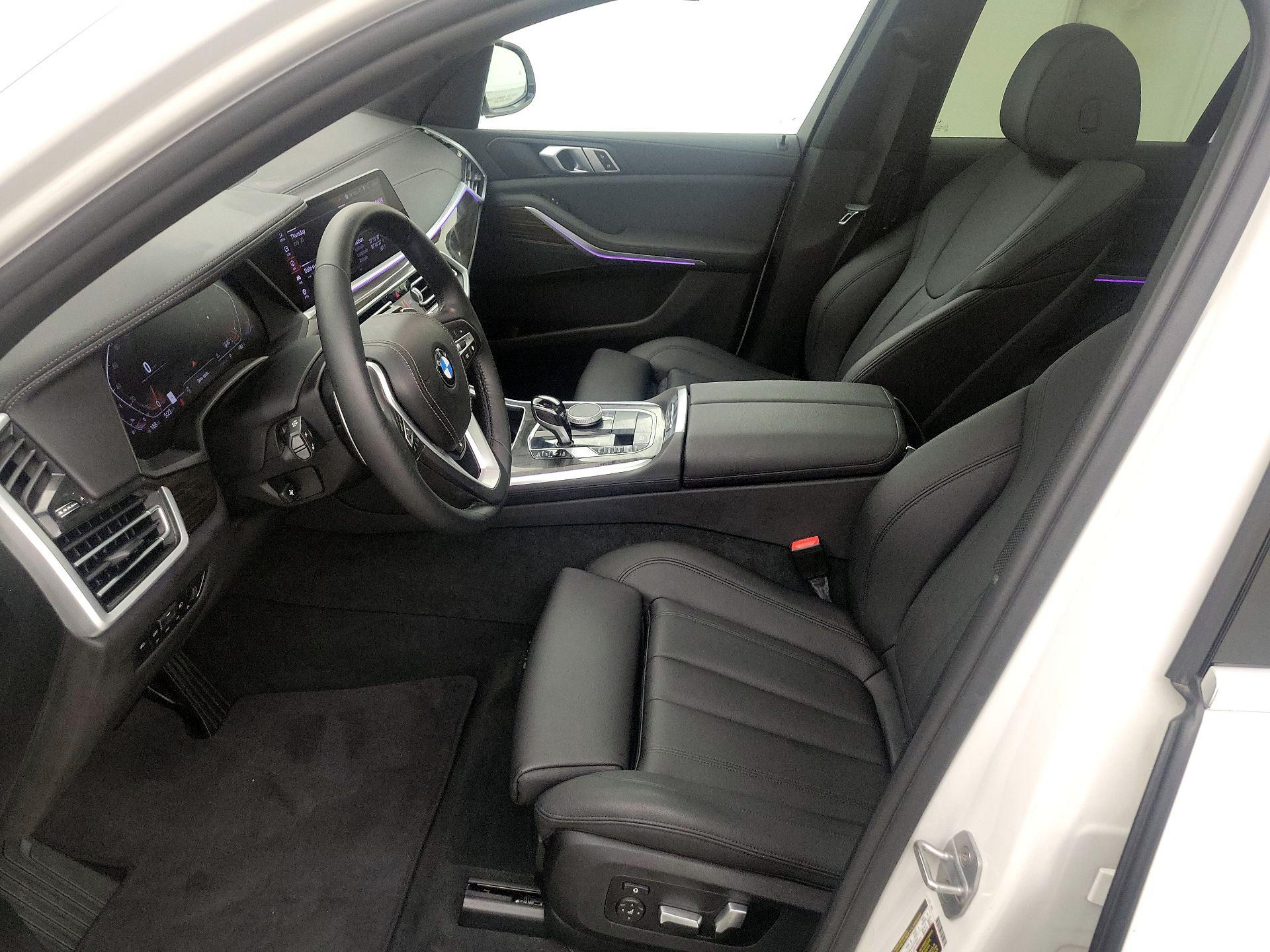 Thumbnail: 2020 BMW X5 - 11